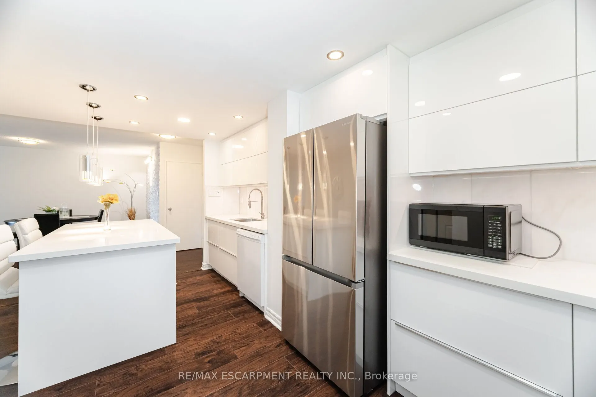 299 Mill Road, #409