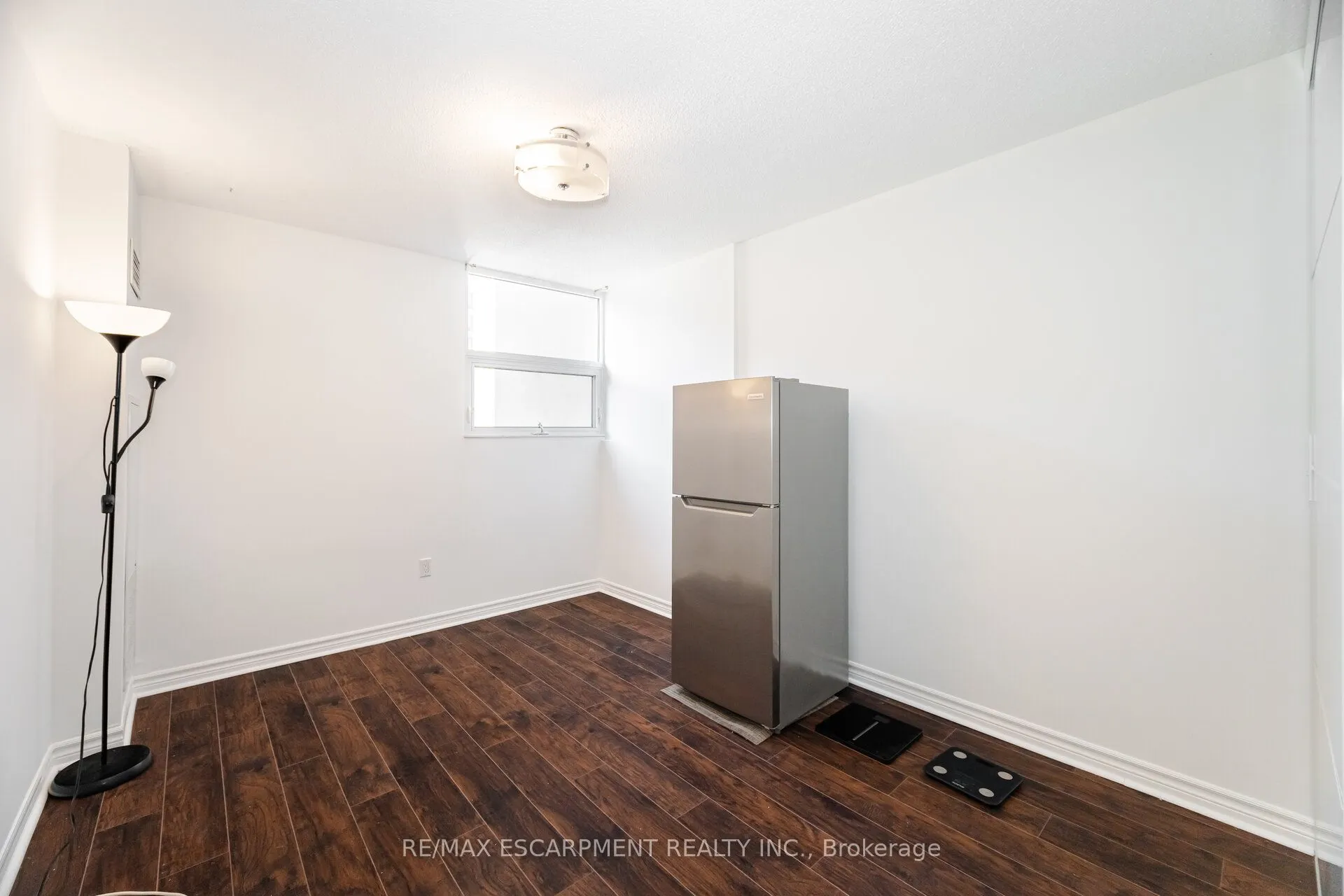 299 Mill Road, #409