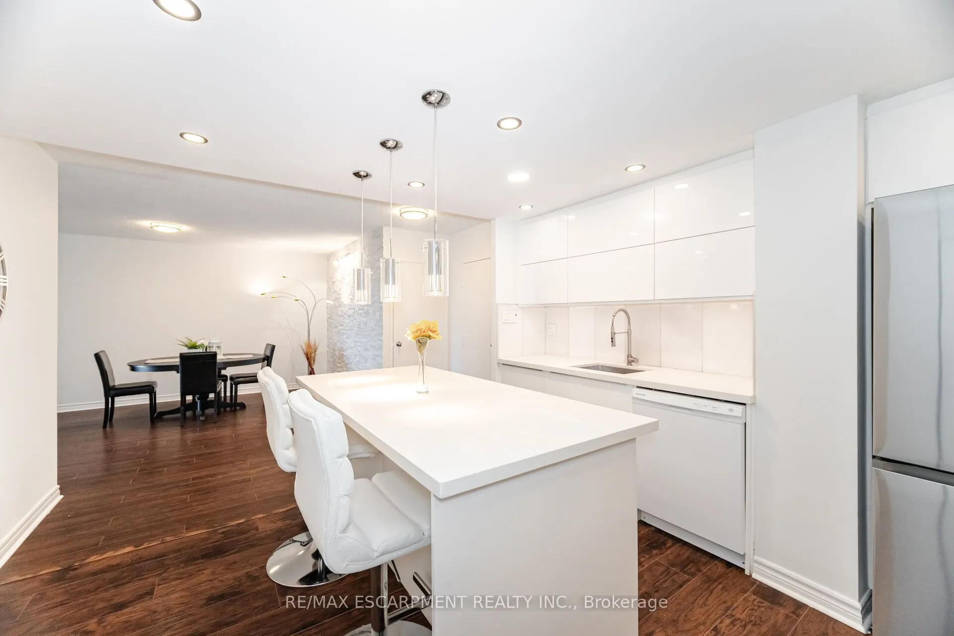 299 Mill Road, #409