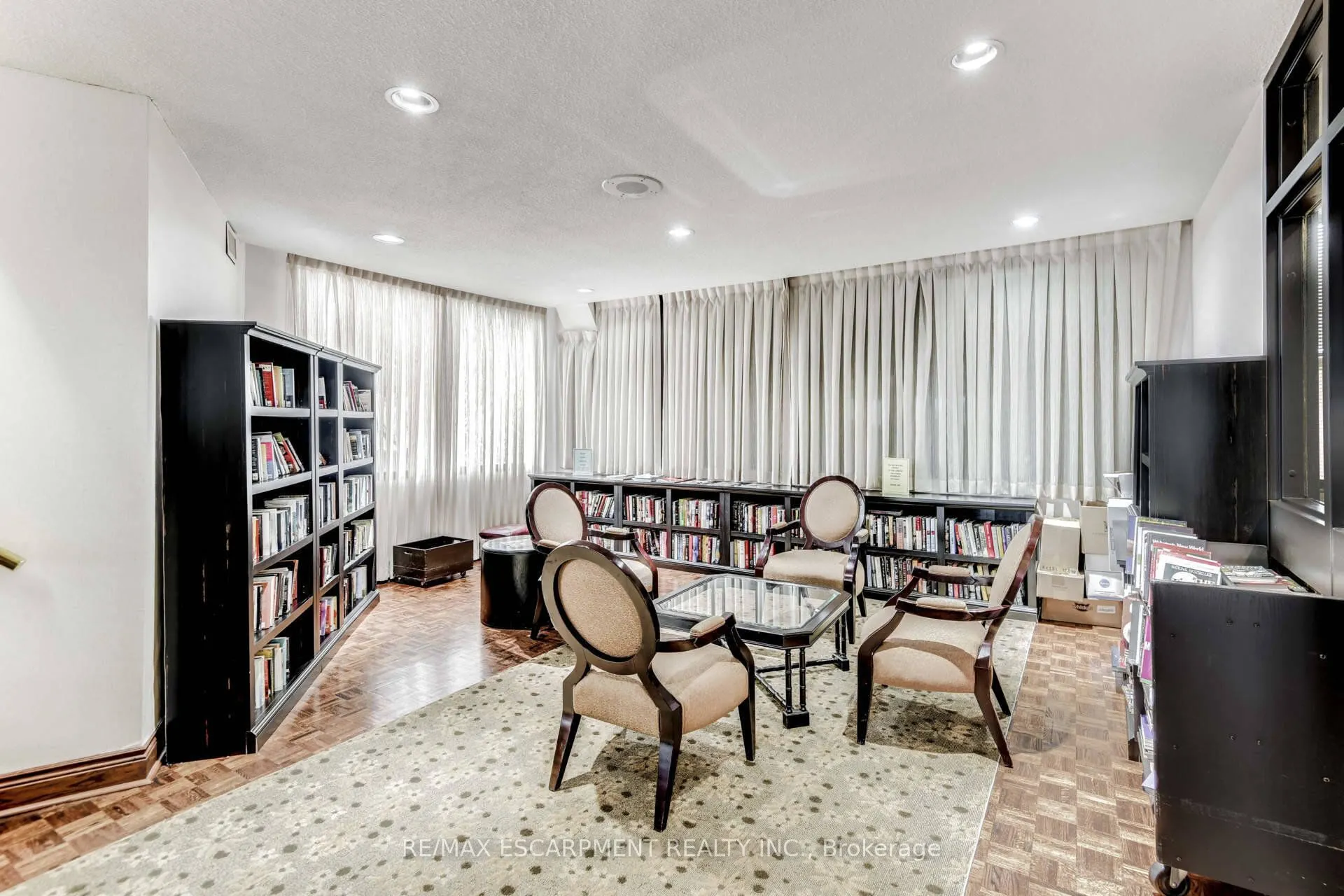 299 Mill Road, #409