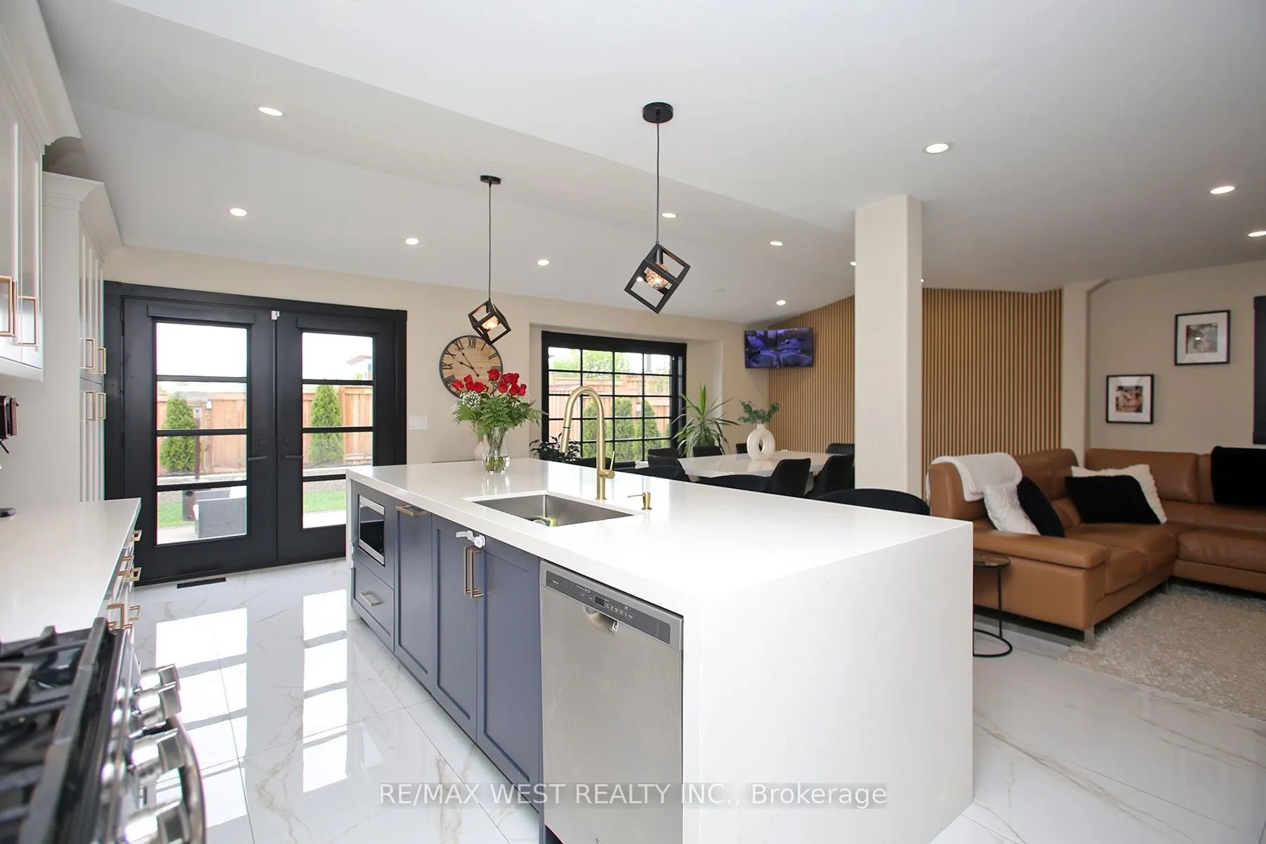 4 Gray Park Drive NE