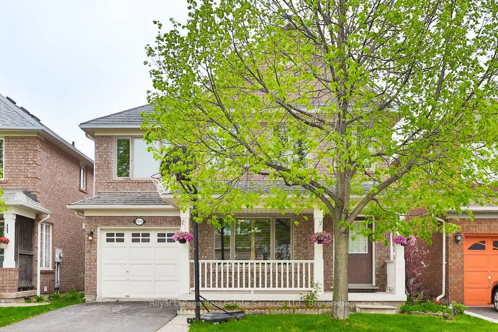 1332 Sagewood Crescent