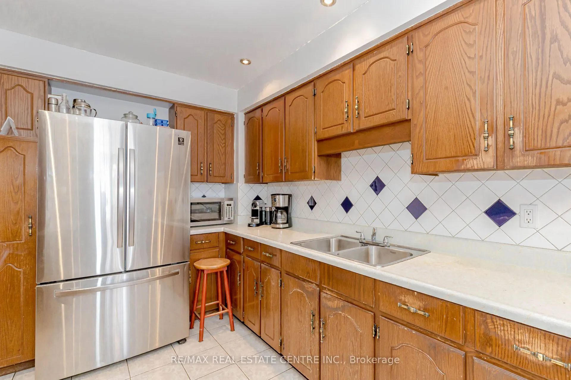 4155 Dursley Crescent