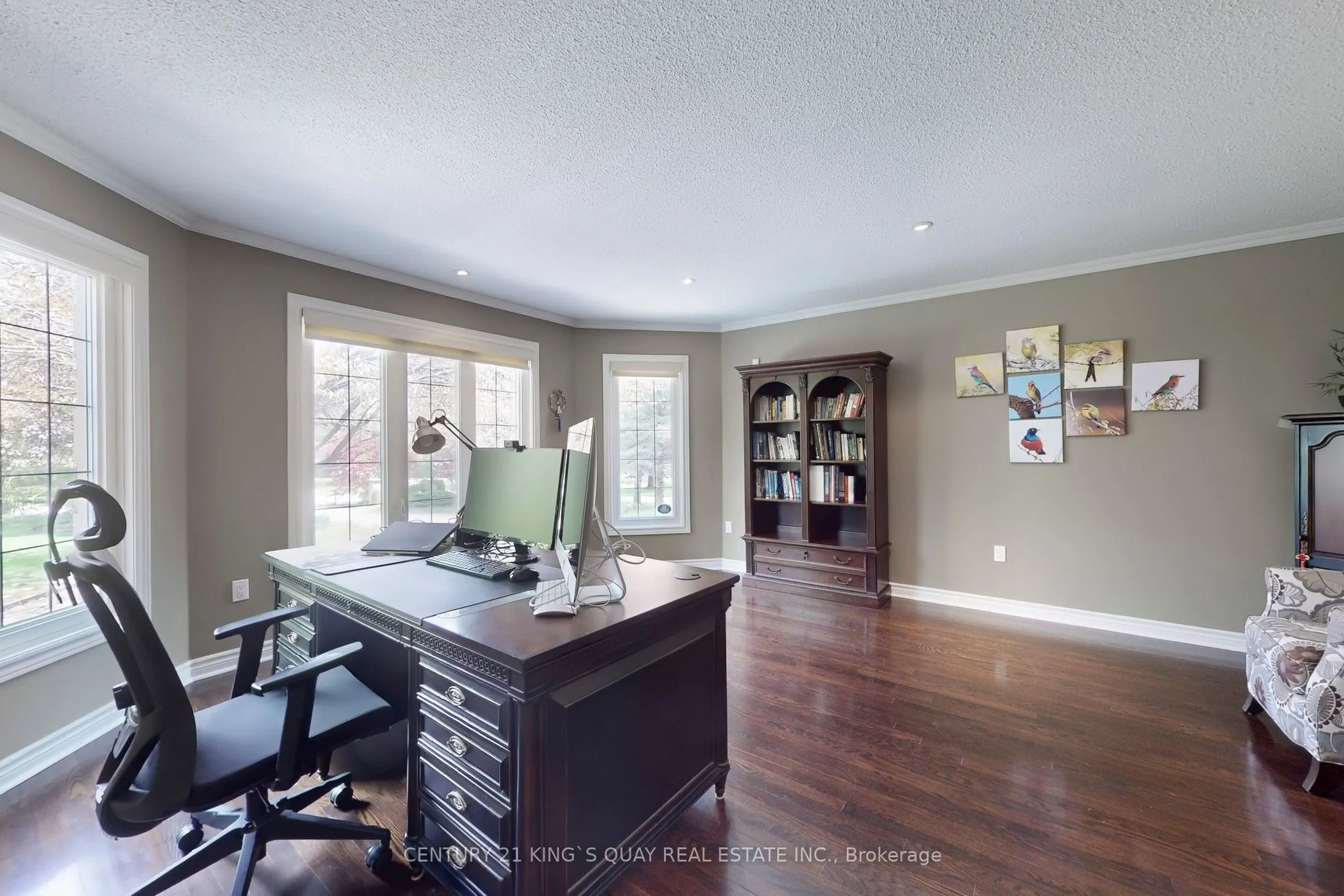 110 Crawford Crescent