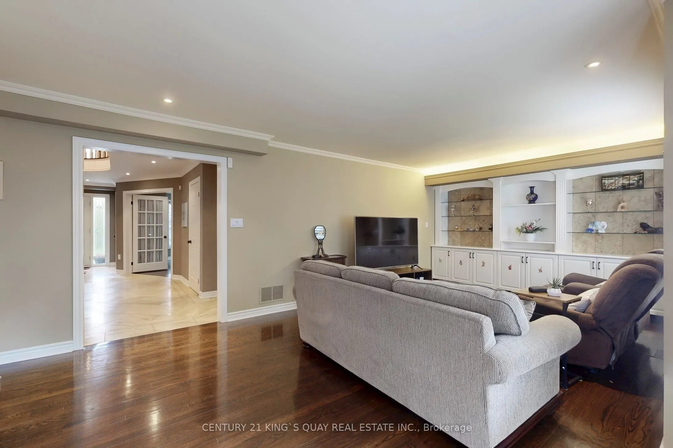 110 Crawford Crescent
