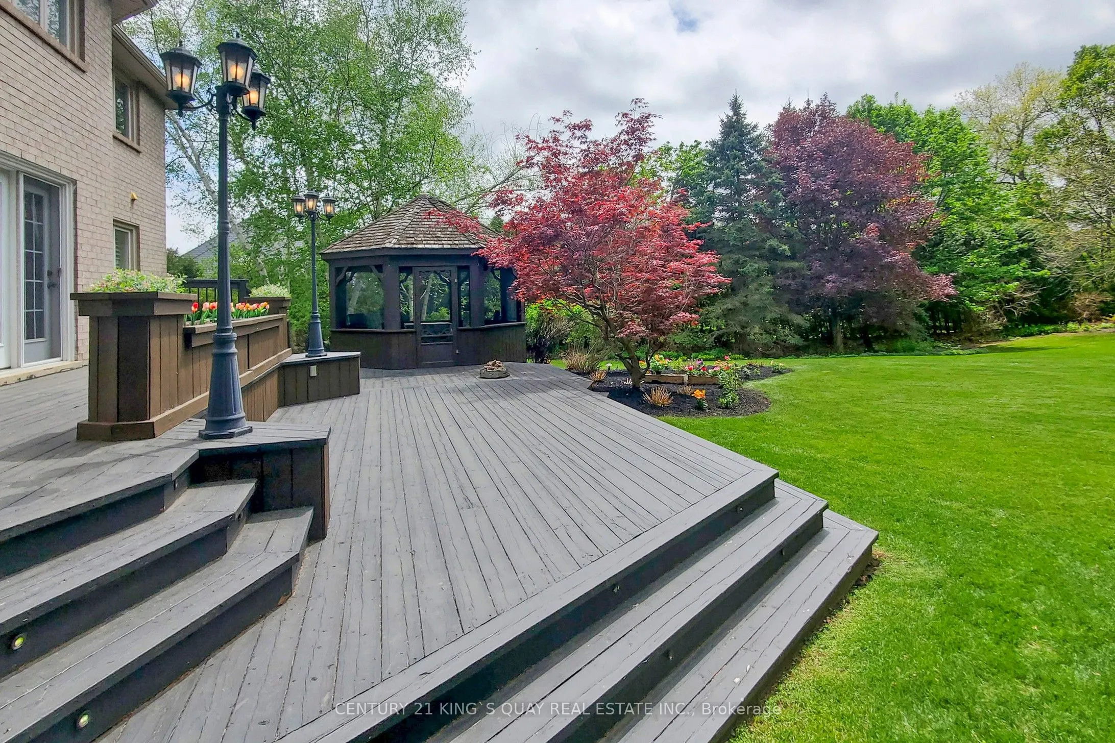 110 Crawford Crescent