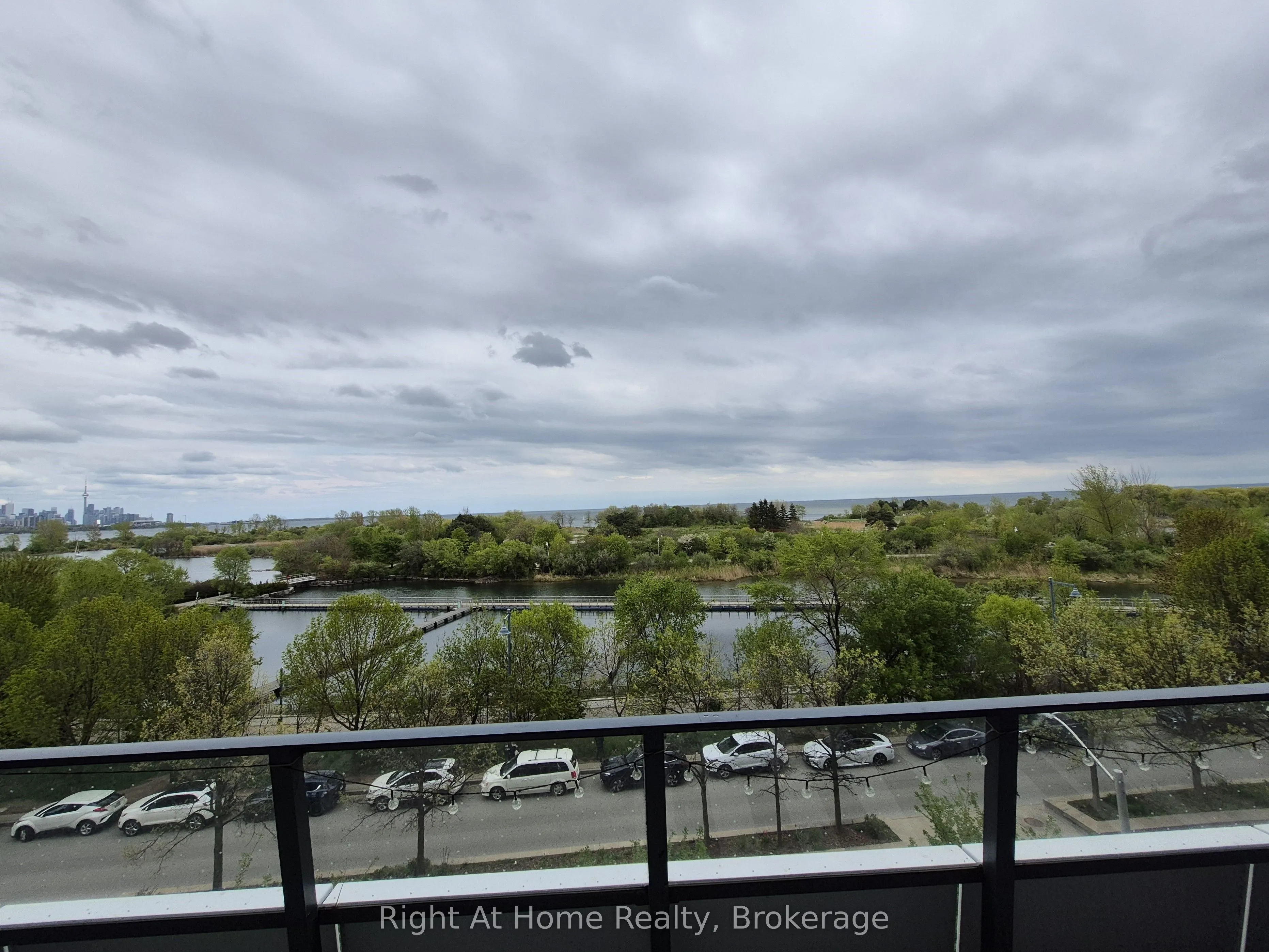20 Shore Breeze Drive, #310
