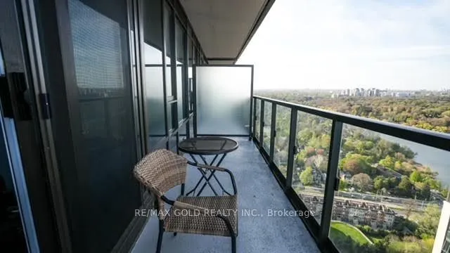 1928 Lakeshore Boulevard, #3805