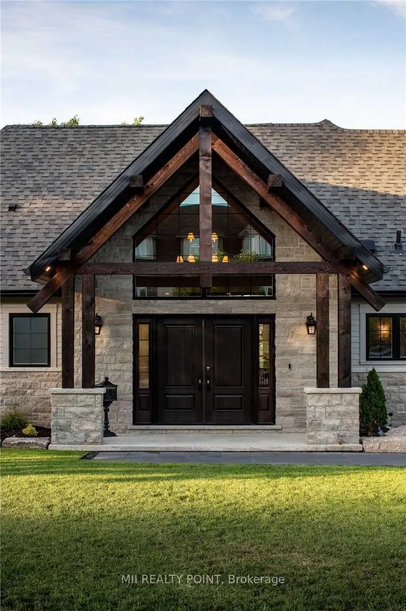 881 Danforth Place