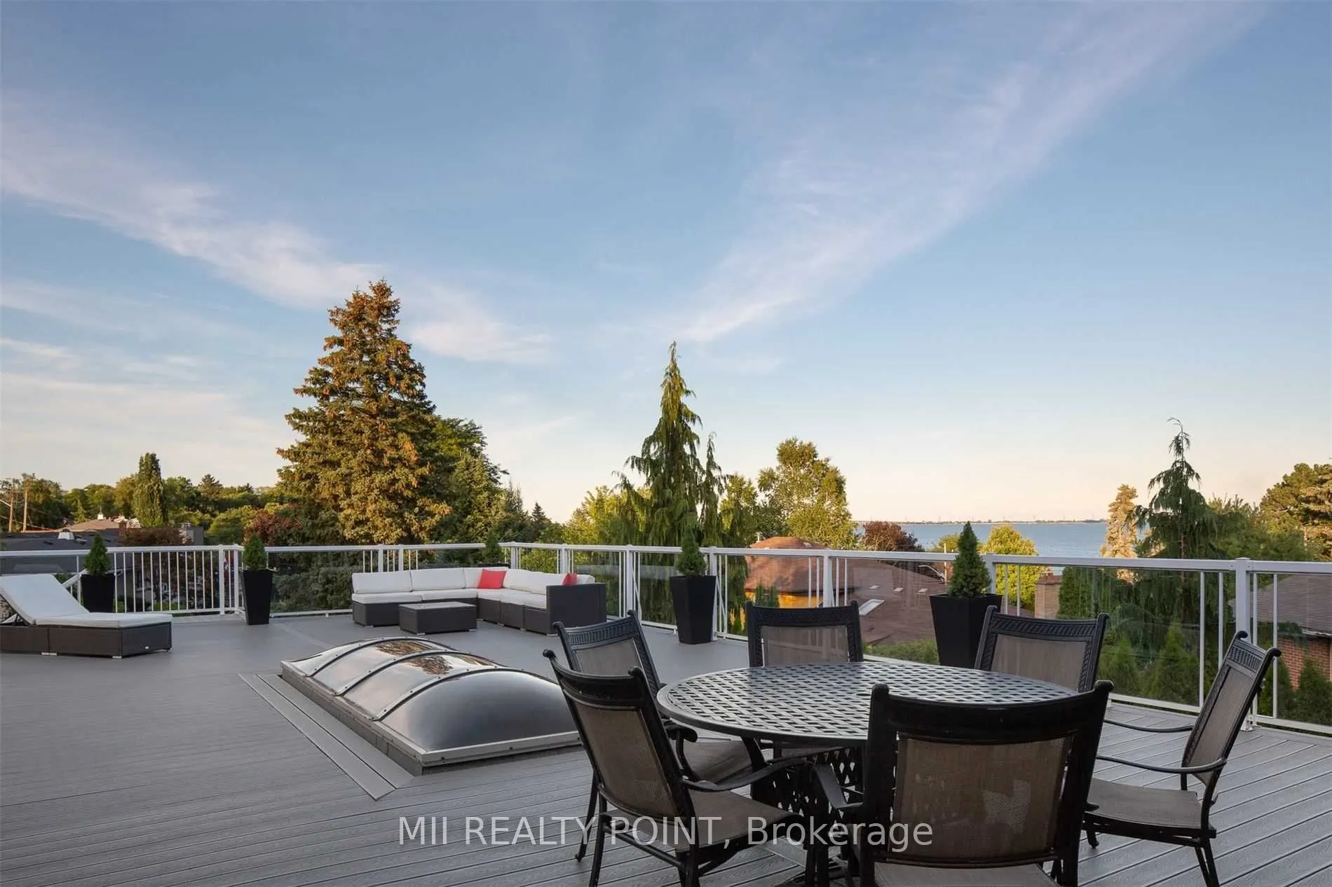 881 Danforth Place
