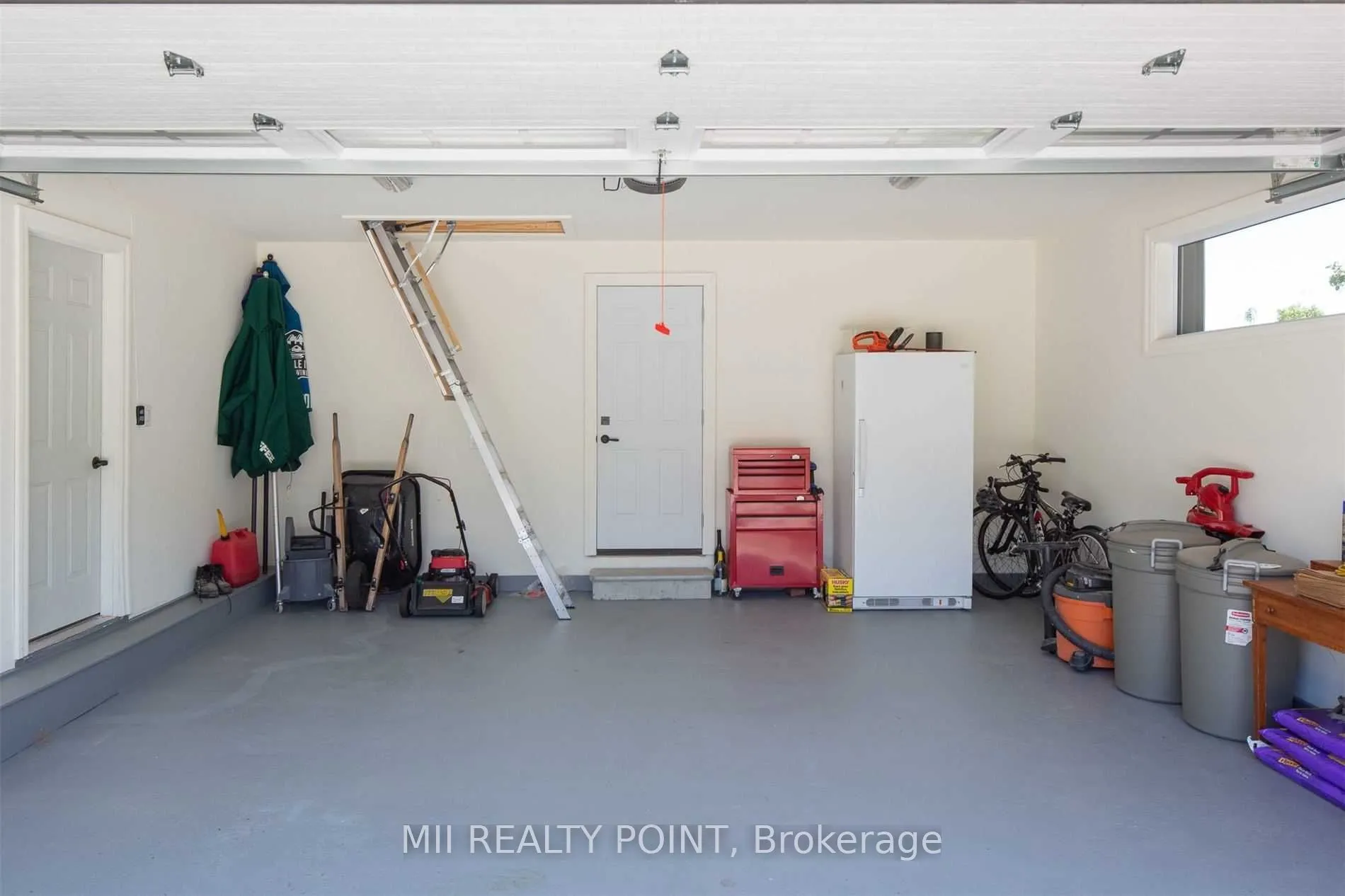 881 Danforth Place