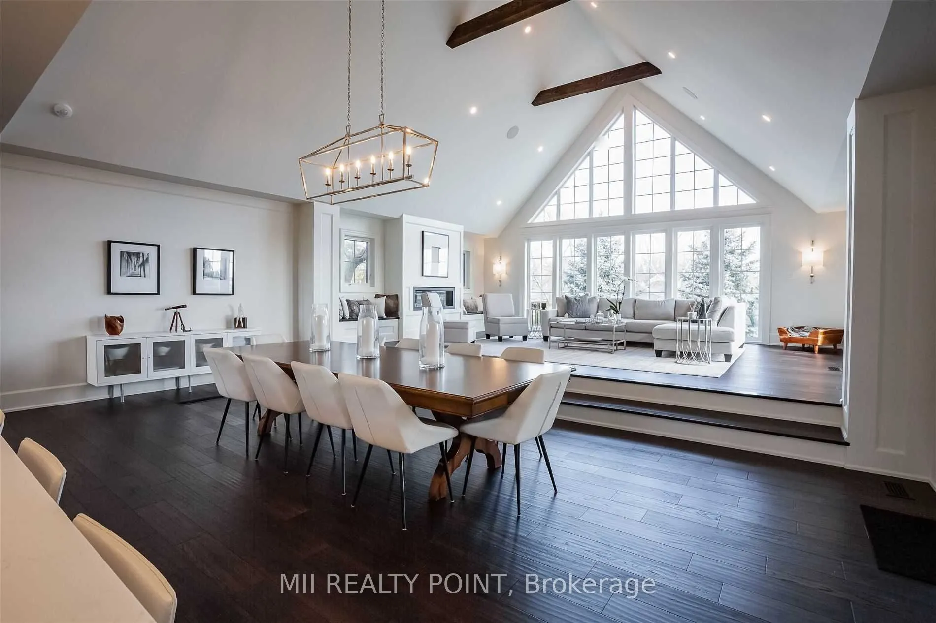 881 Danforth Place