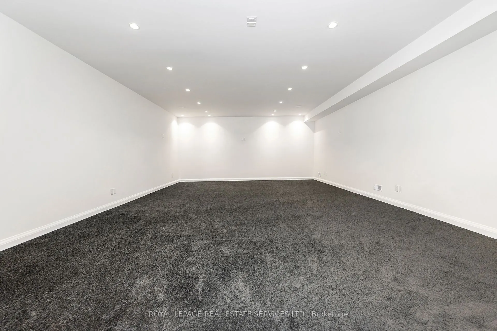 1618 Dogwood Trail