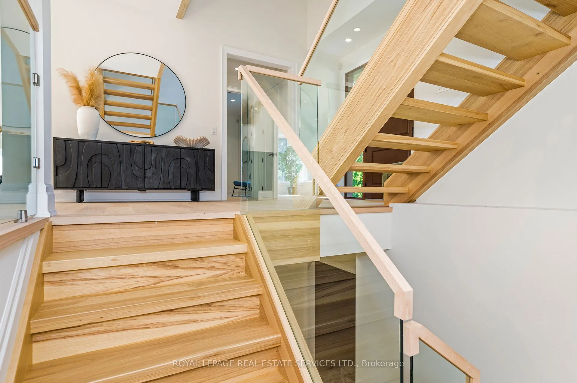 1618 Dogwood Trail
