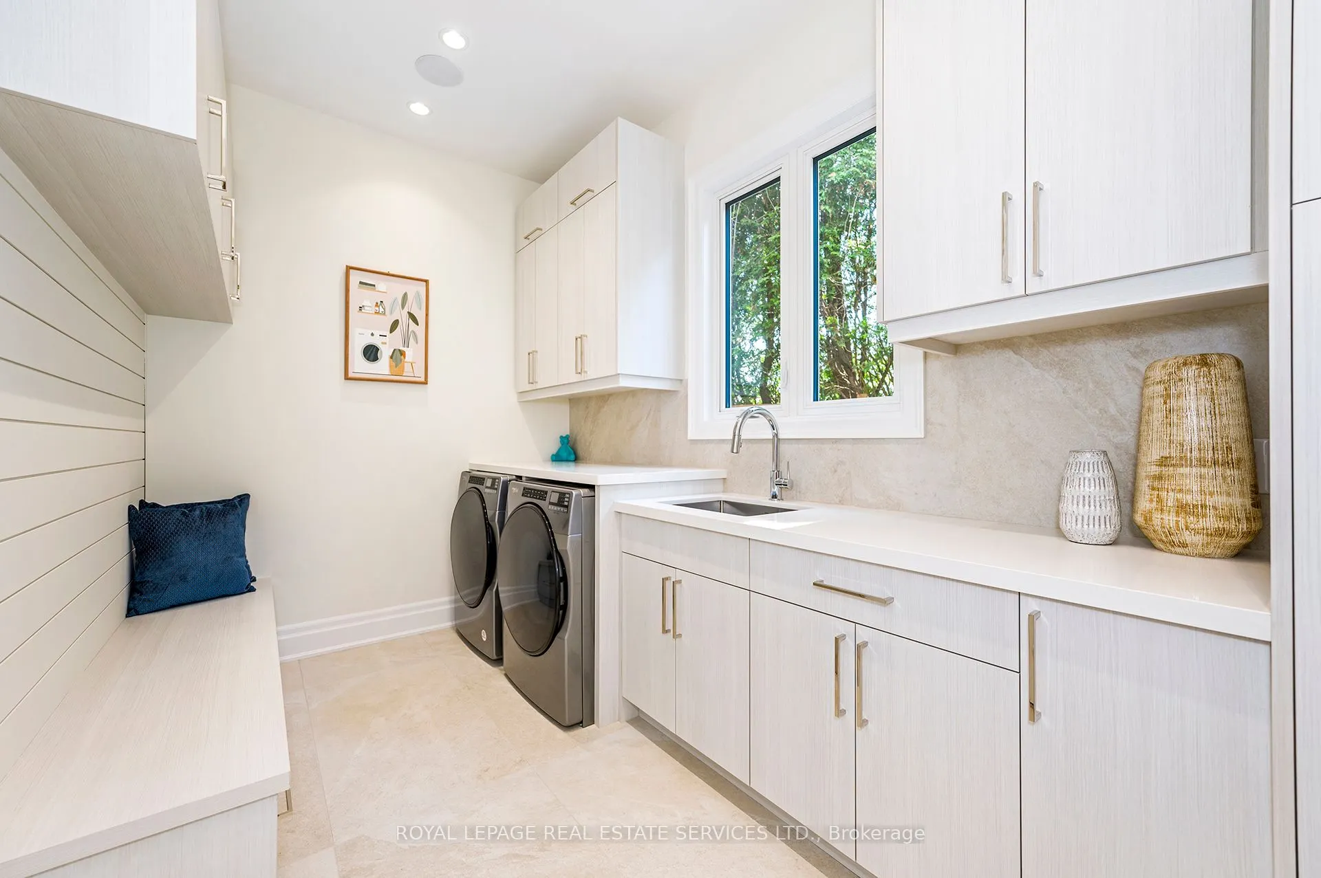 1618 Dogwood Trail