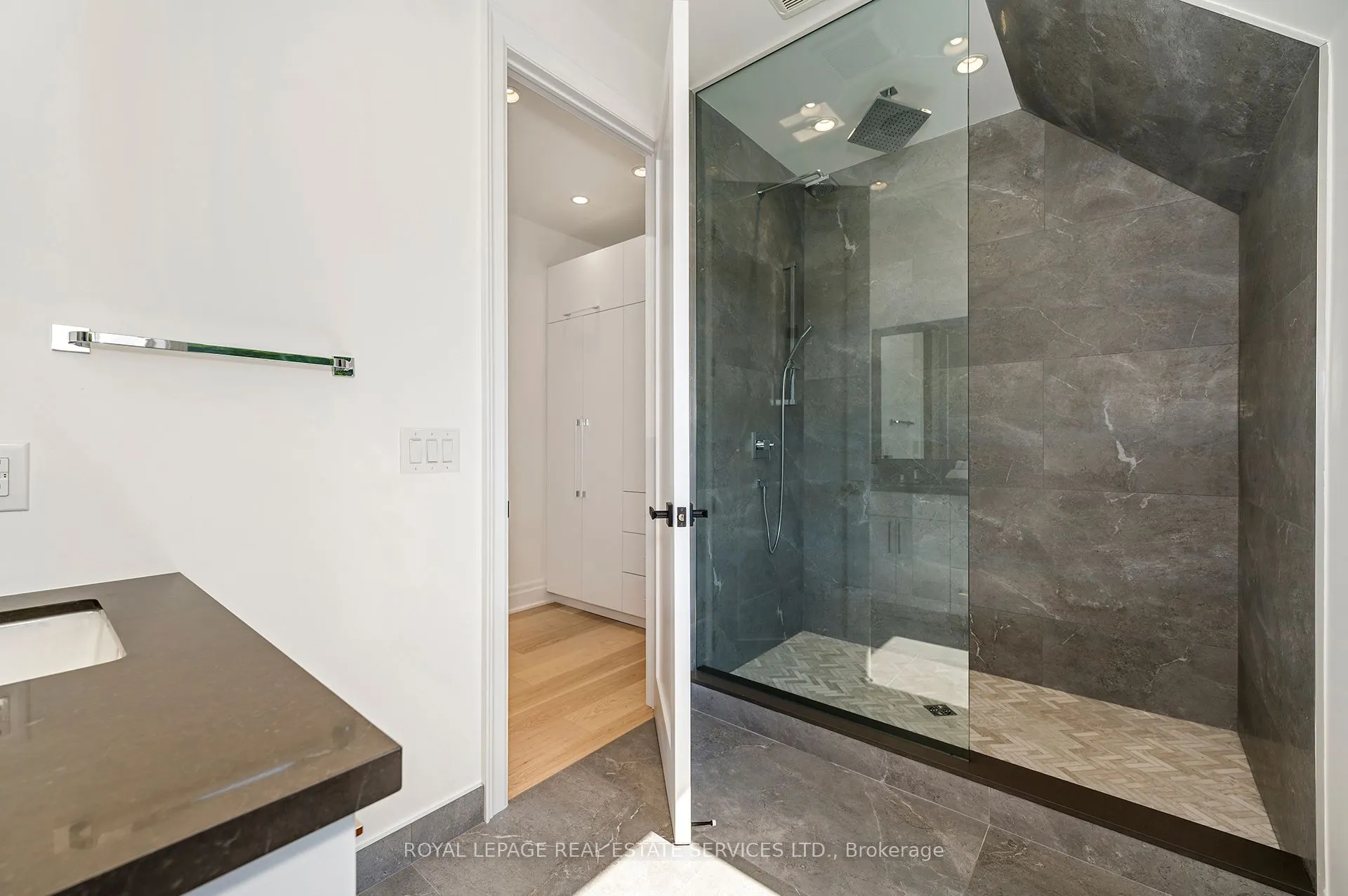 1618 Dogwood Trail