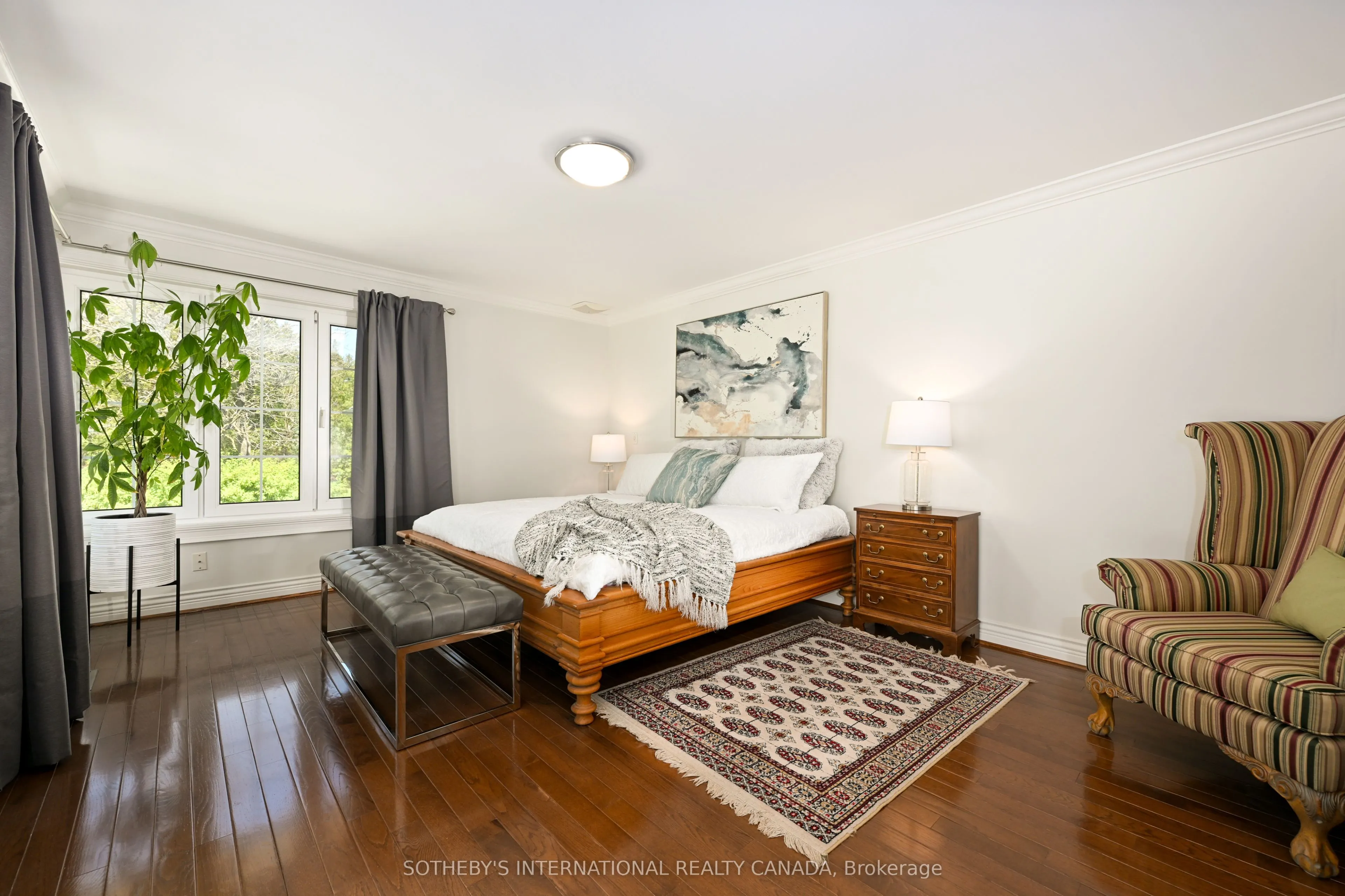 2501 1 Sideroad