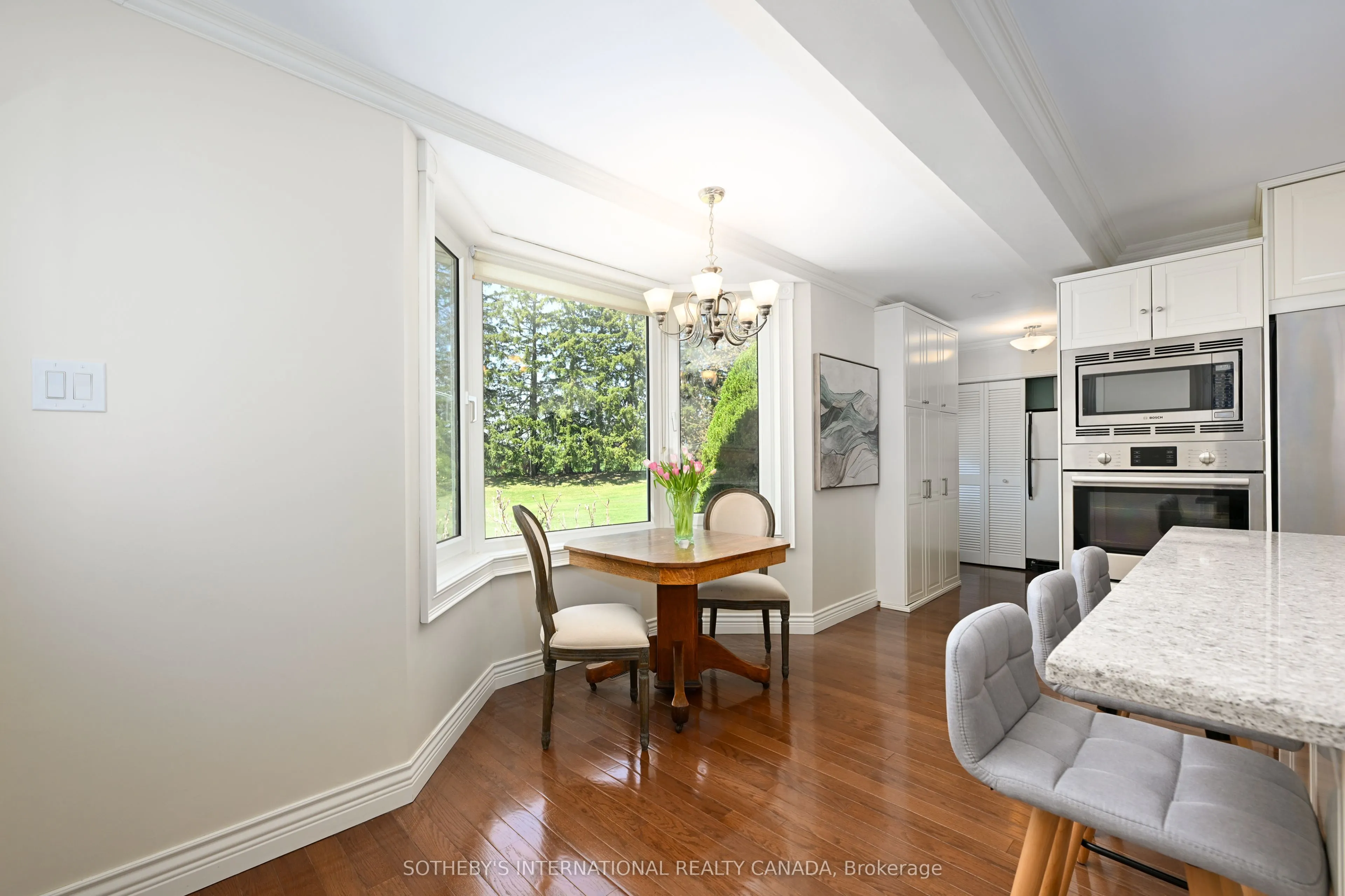2501 1 Sideroad