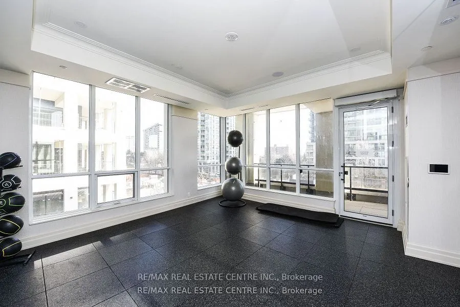 36 Elm Drive W, #3209