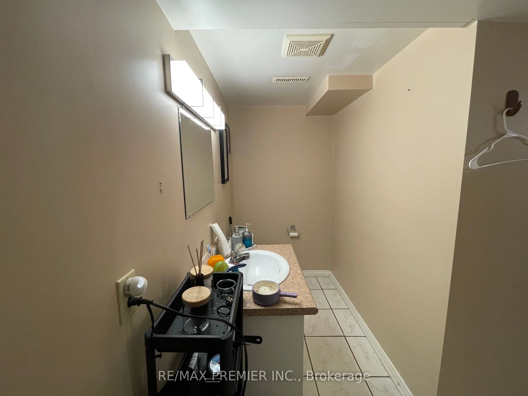 5629 Haddon Hall Road, #Basement