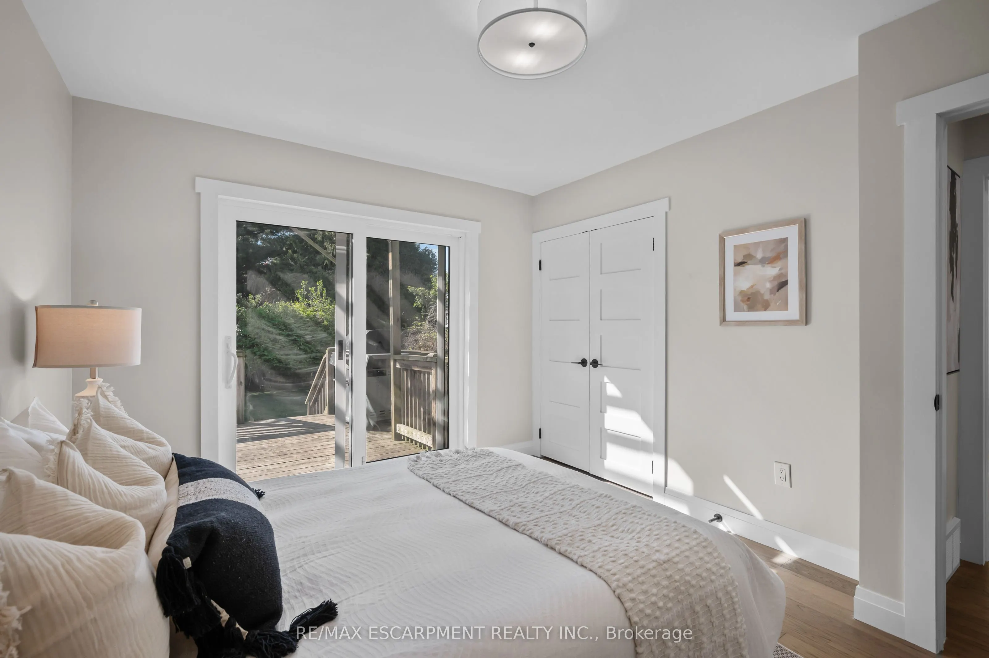 1041 Shepherd's Drive