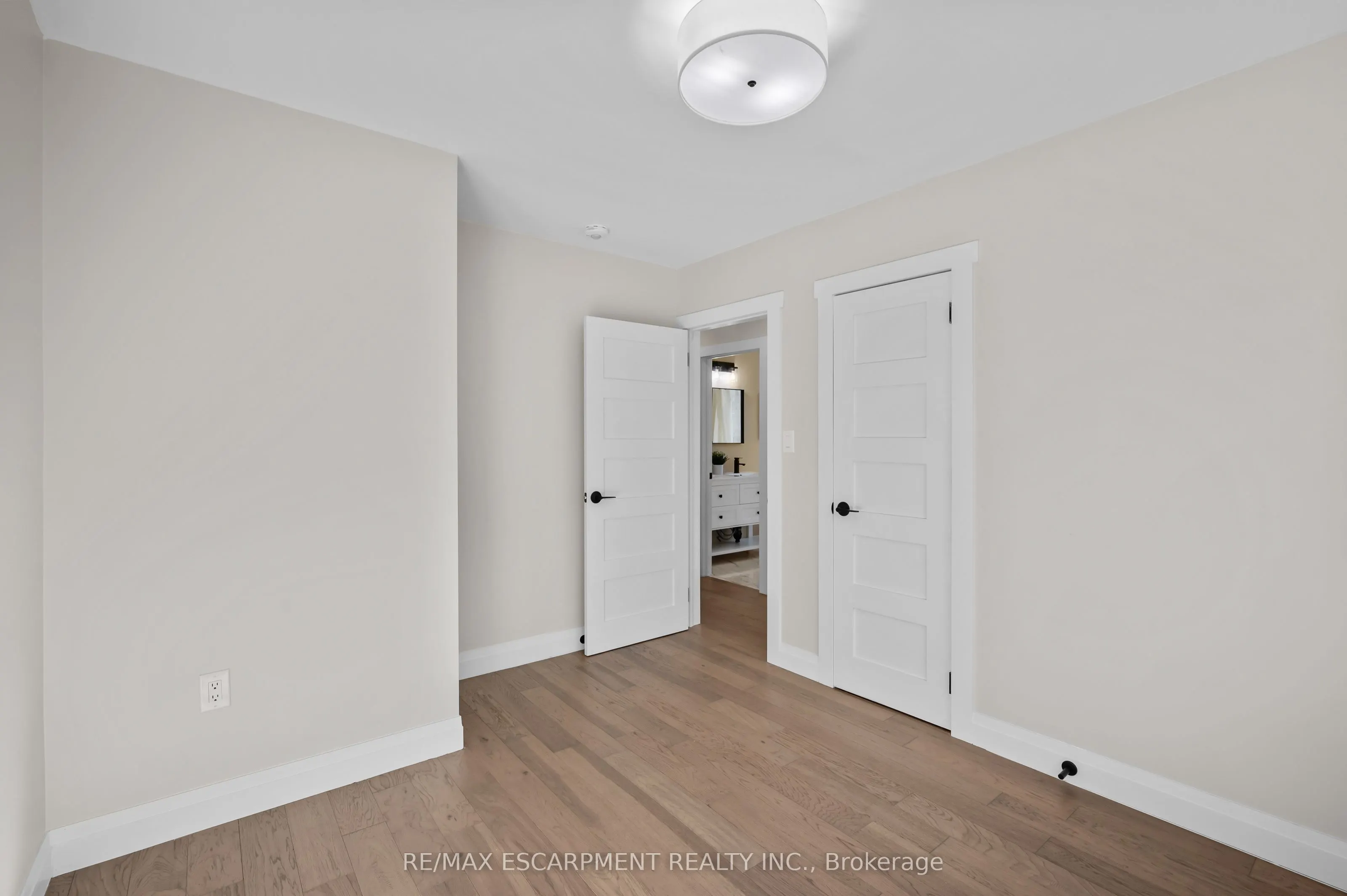 1041 Shepherd's Drive