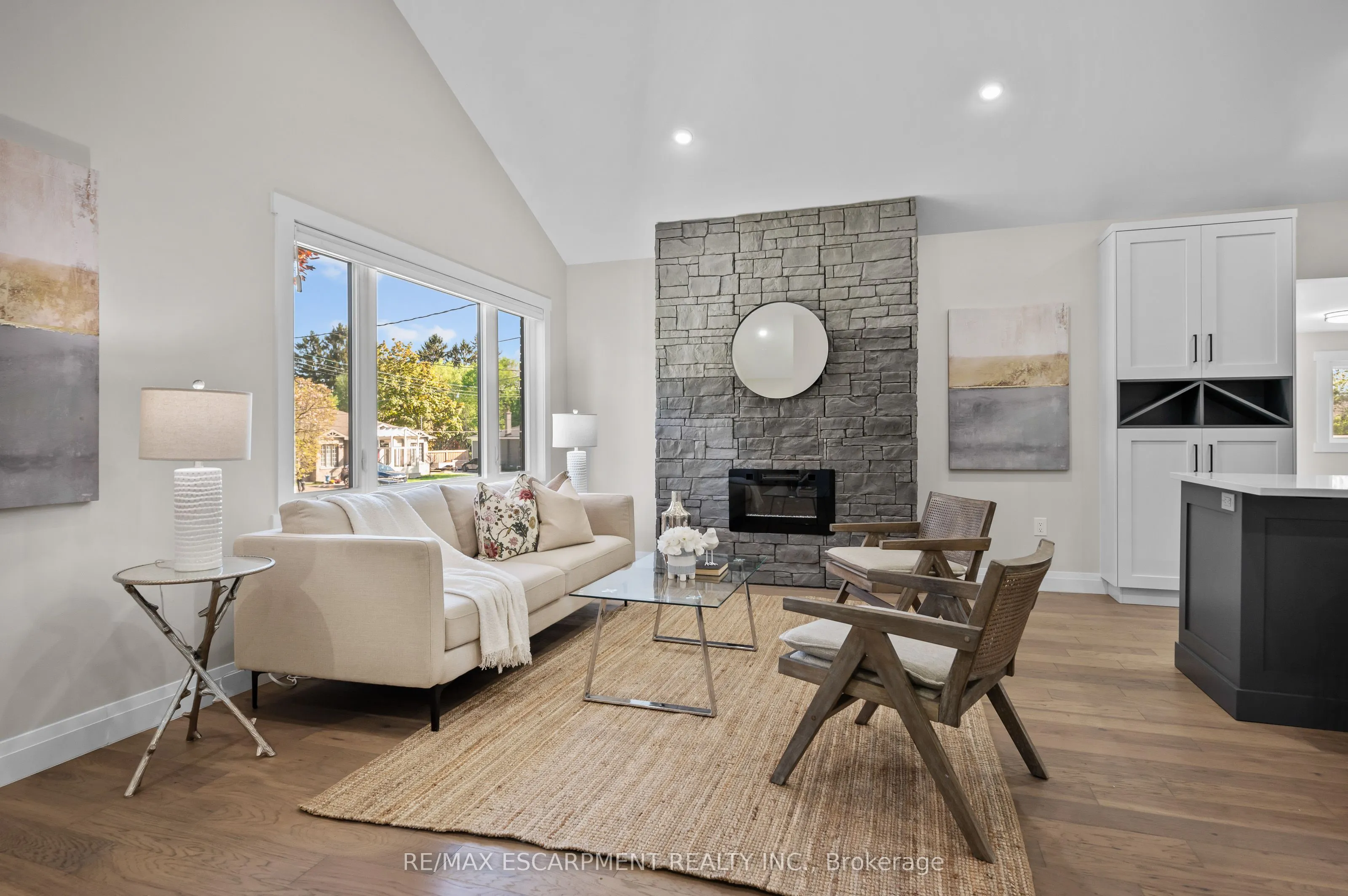 1041 Shepherd's Drive