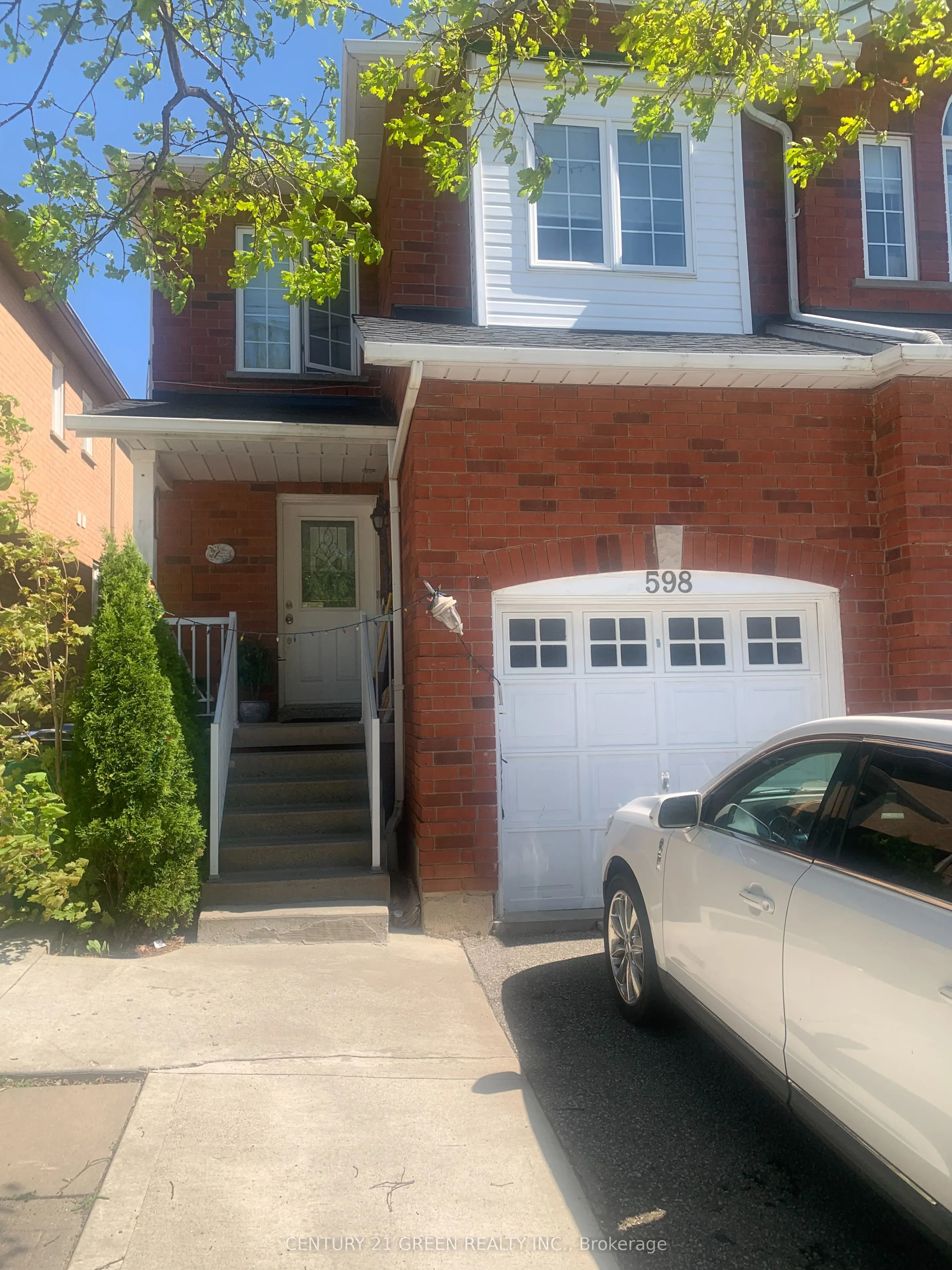 598 Dolly Bird Lane #(Upper)