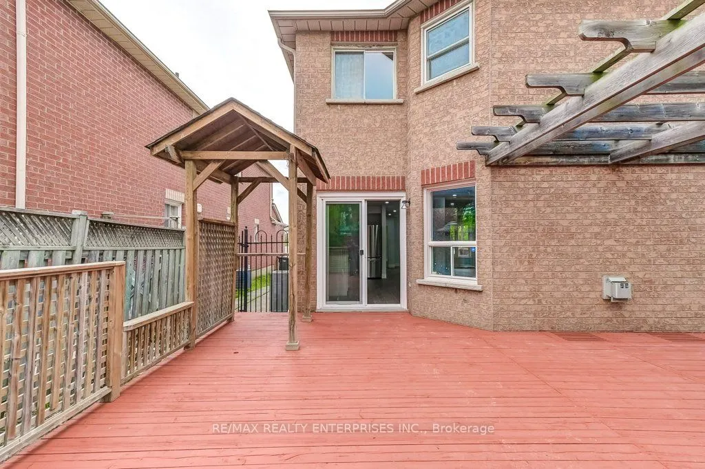 36 Mapleshade Drive
