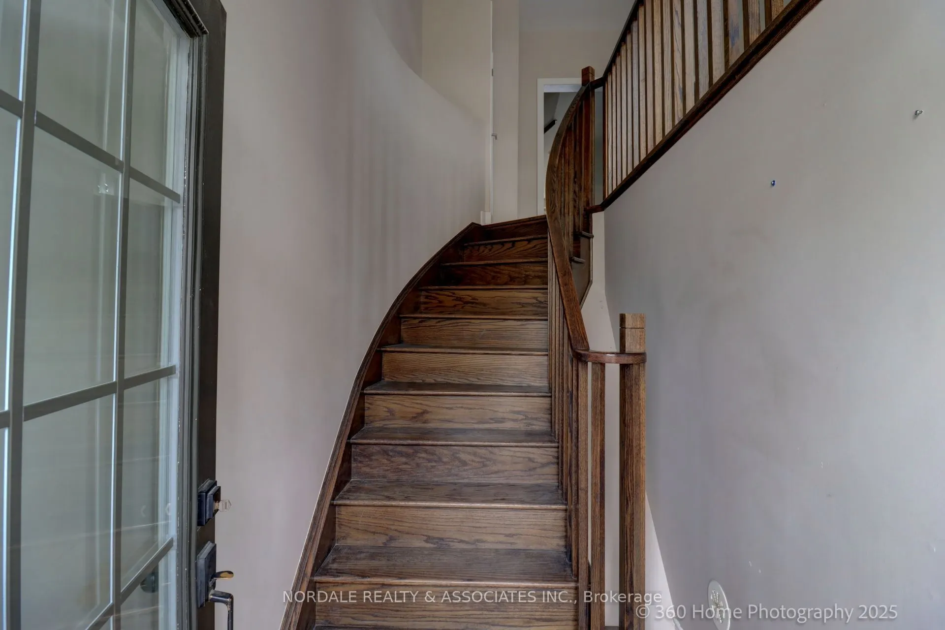 560 Mermaid Crescent