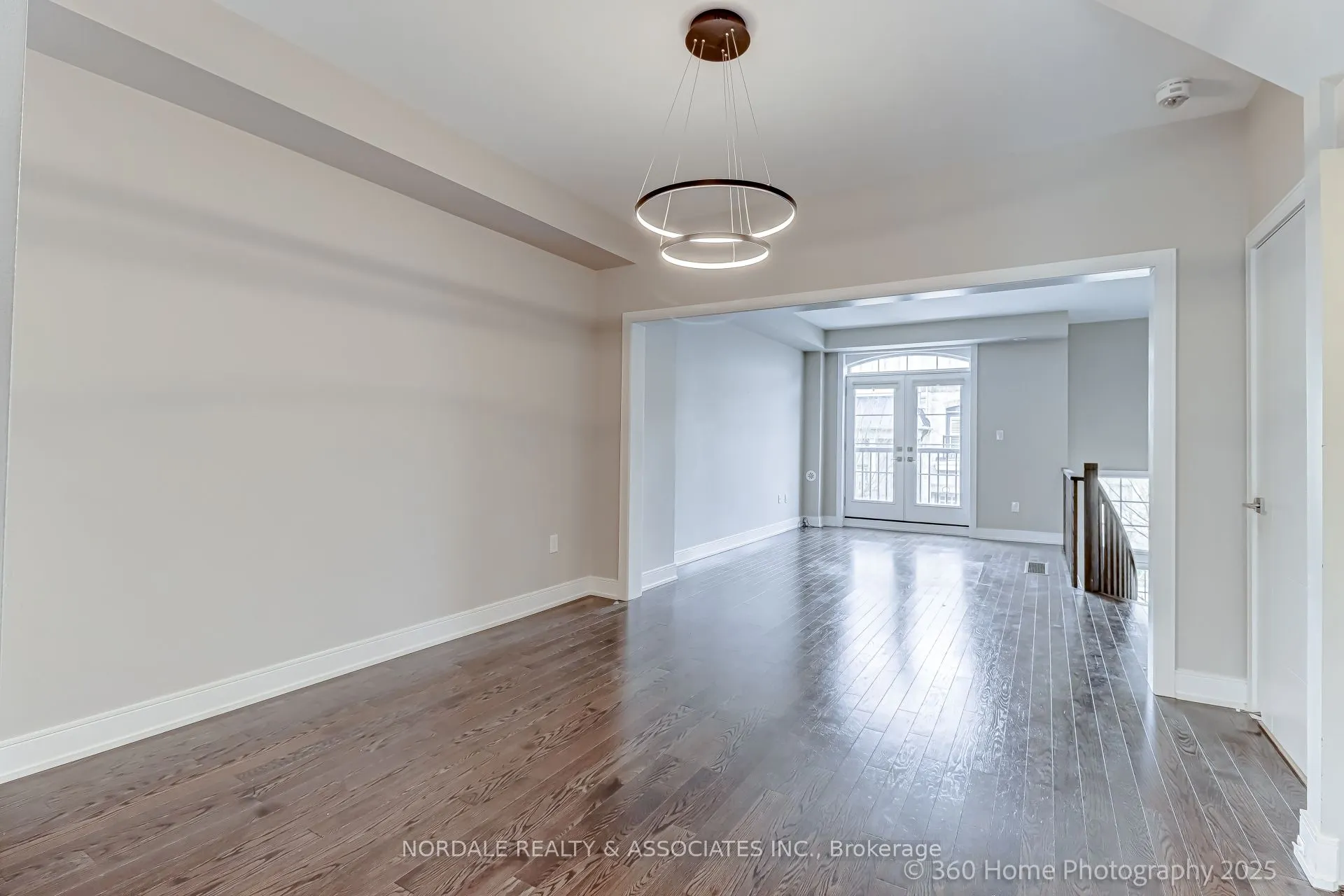 560 Mermaid Crescent