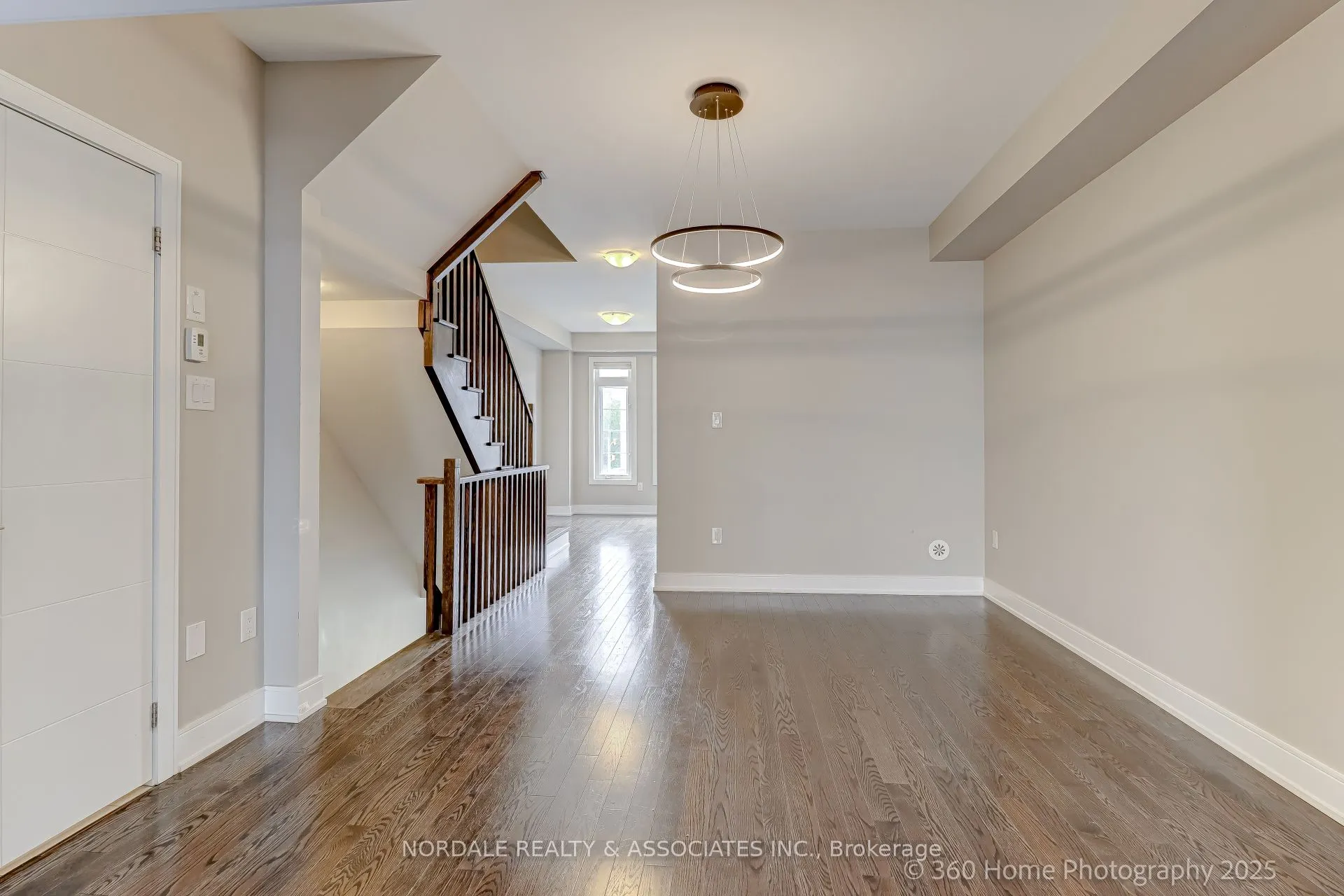 560 Mermaid Crescent