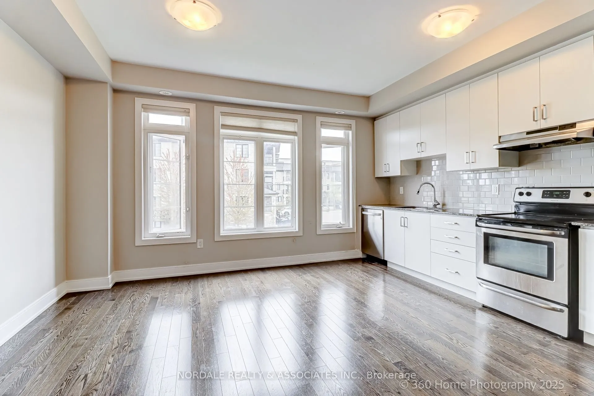 560 Mermaid Crescent