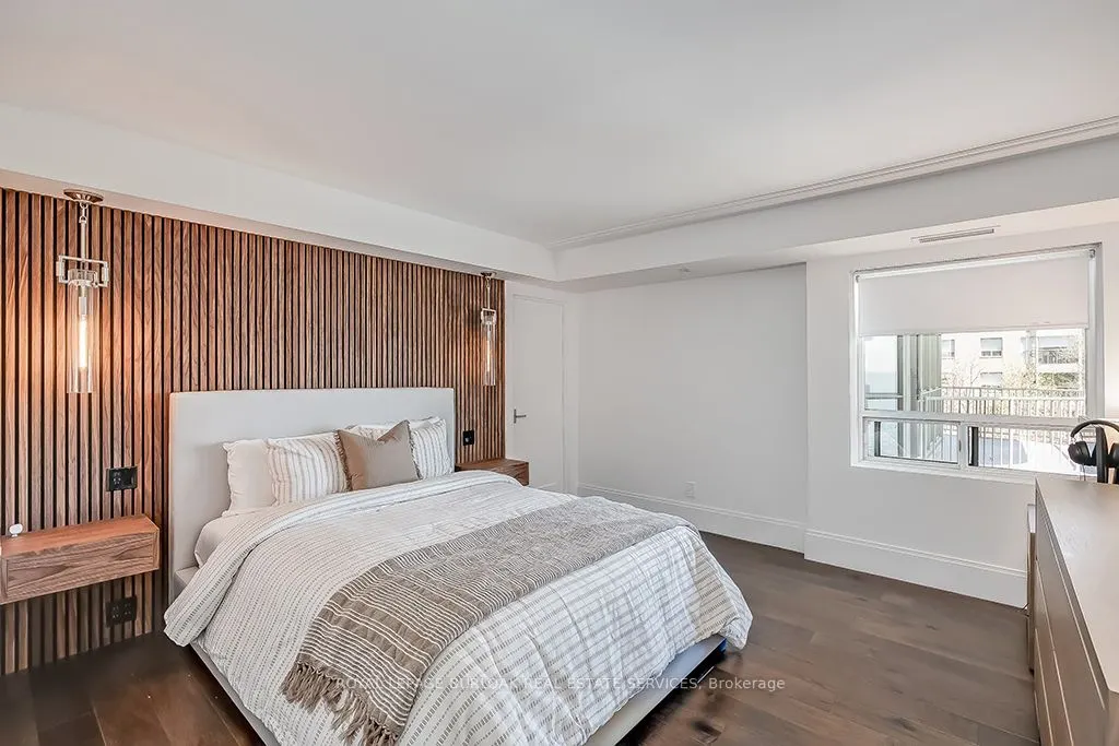 2190 Lakeshore Road, #605