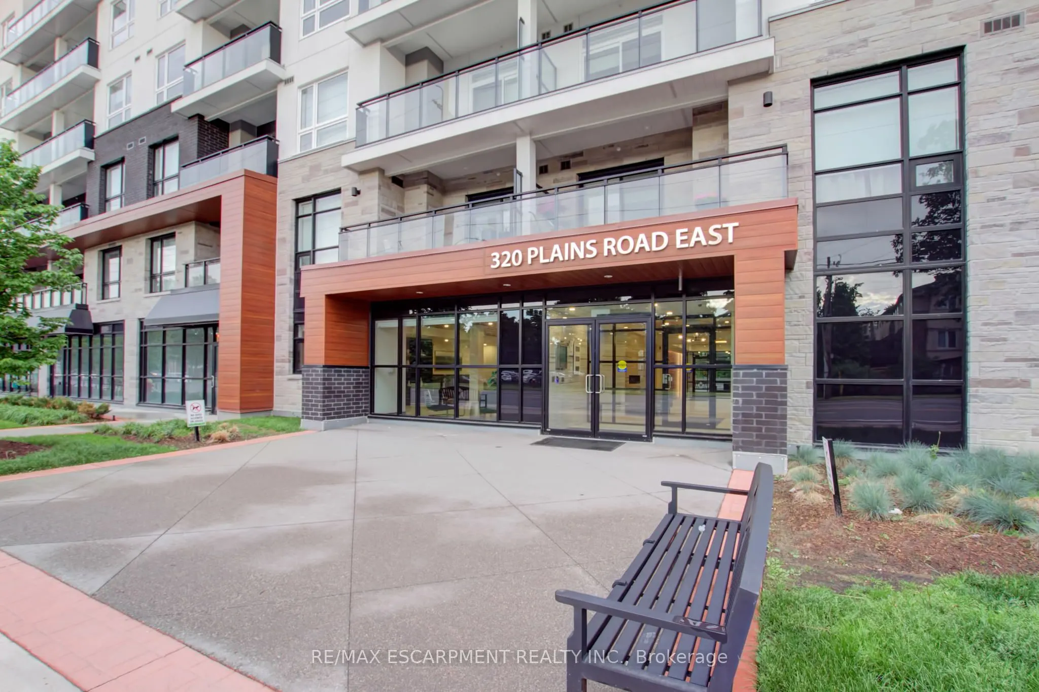 320 Plains Road E, #414