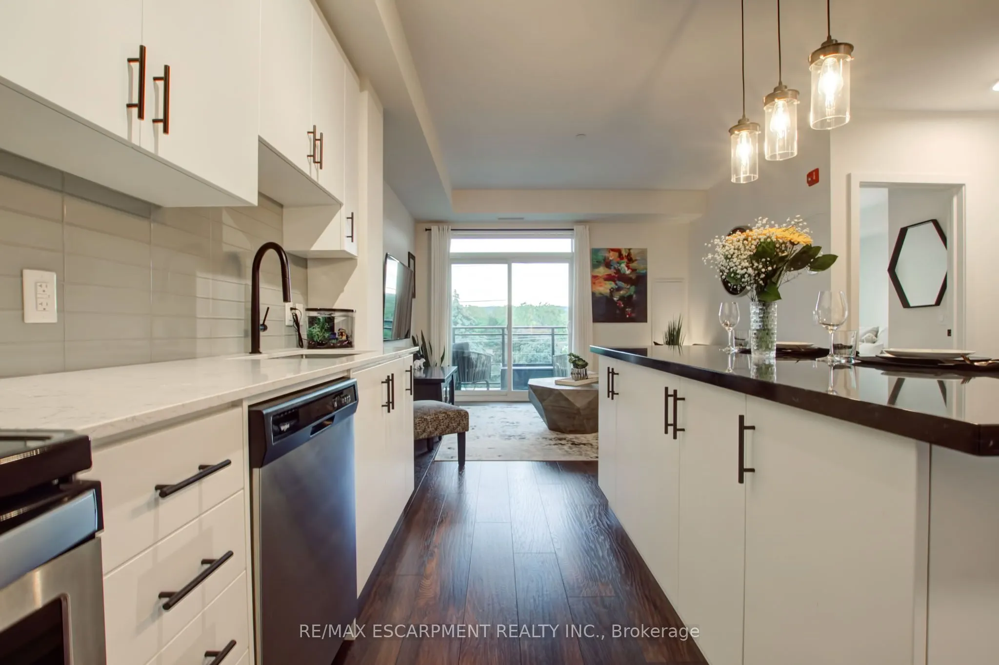 320 Plains Road E, #414