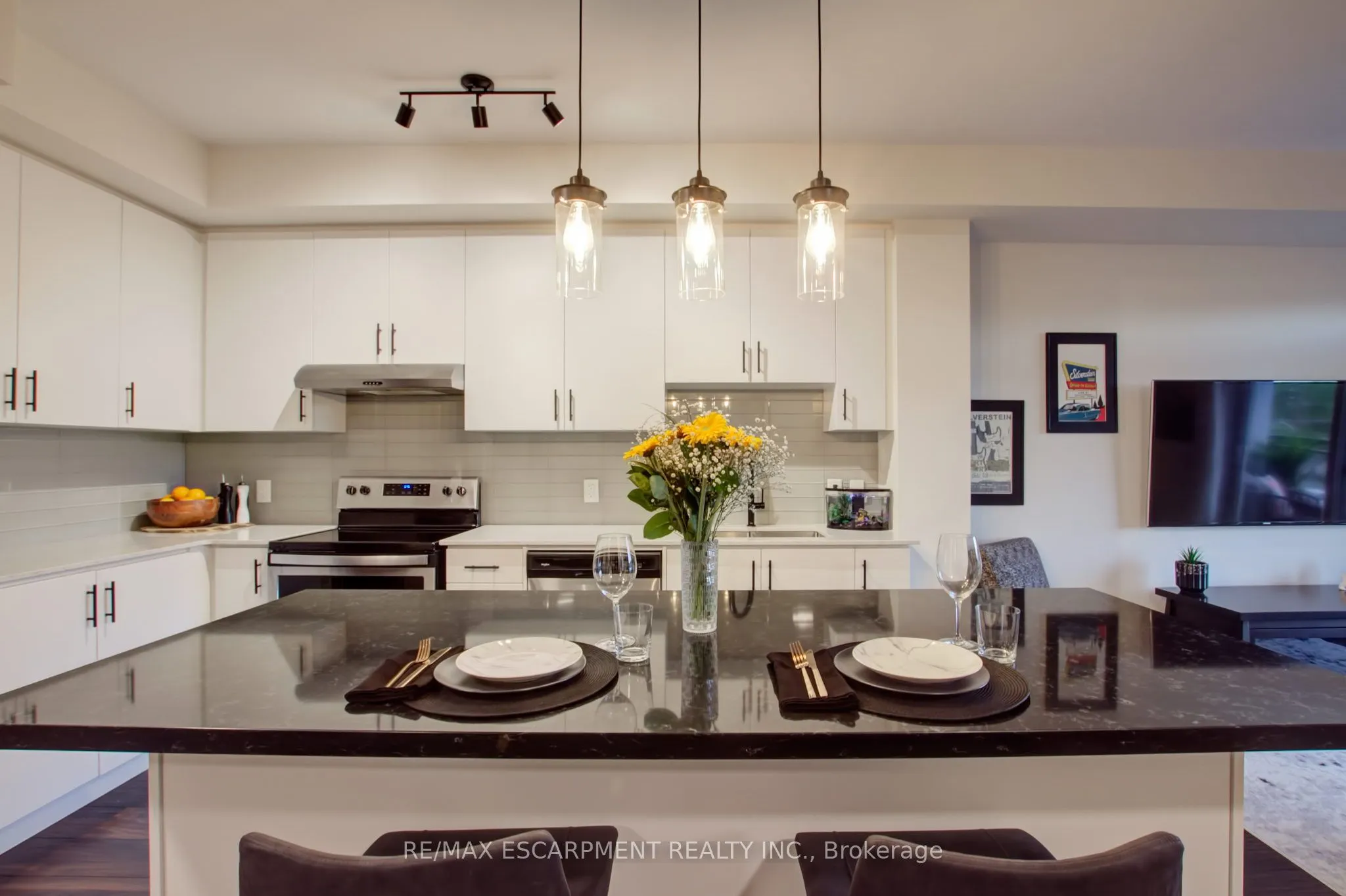 320 Plains Road E, #414