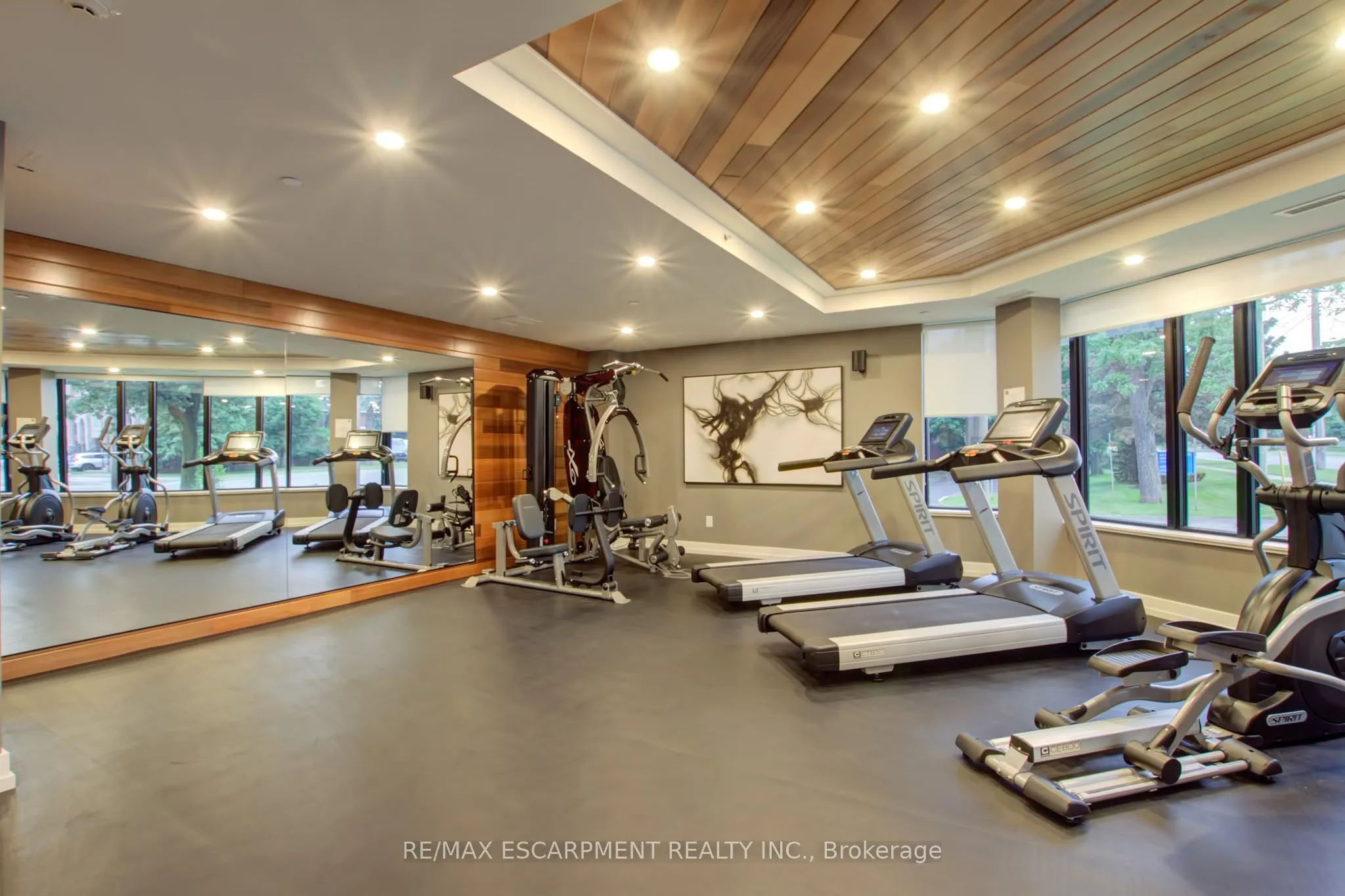 320 Plains Road E, #414