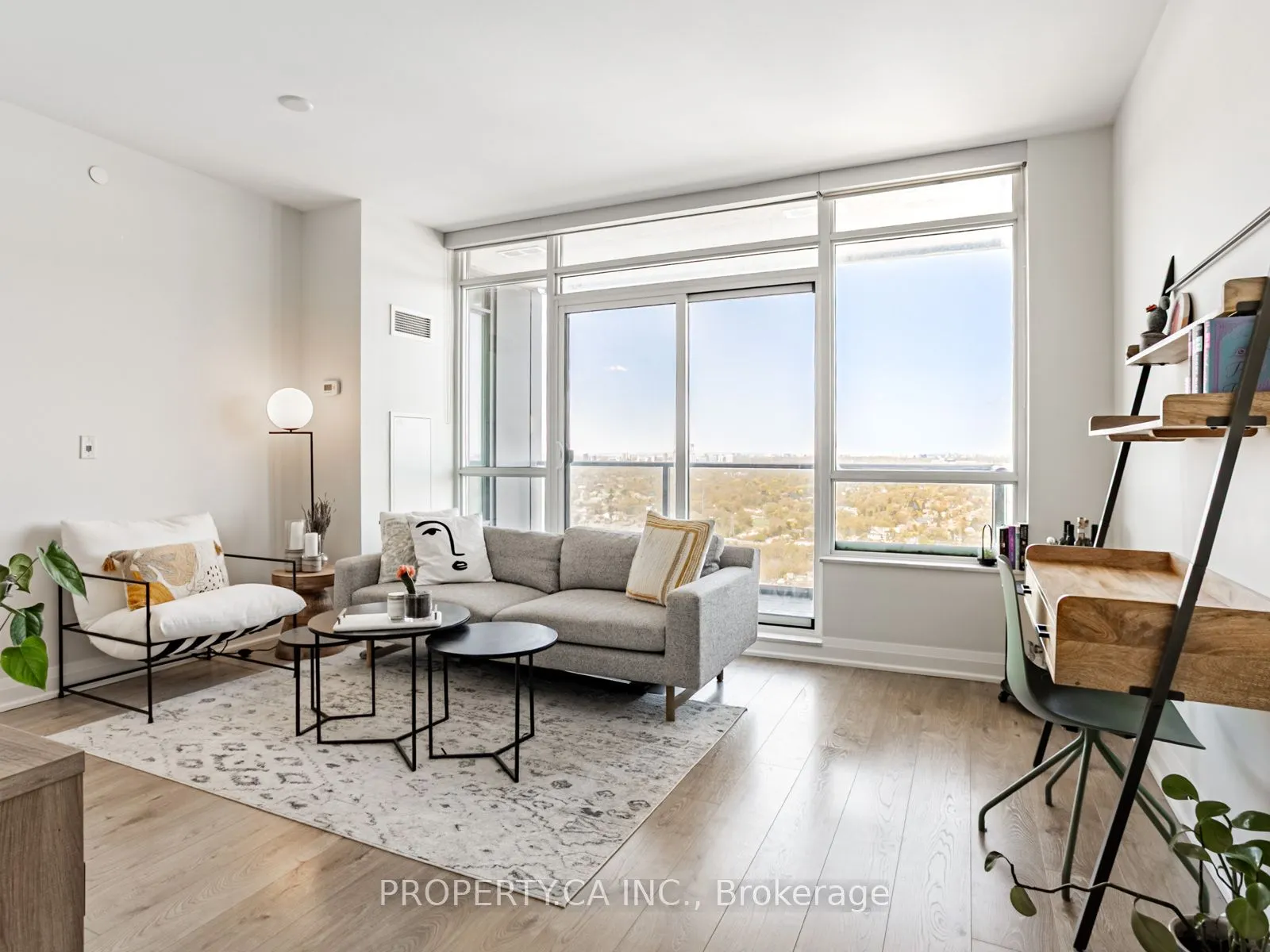 36 Park Lawn Road, #3708