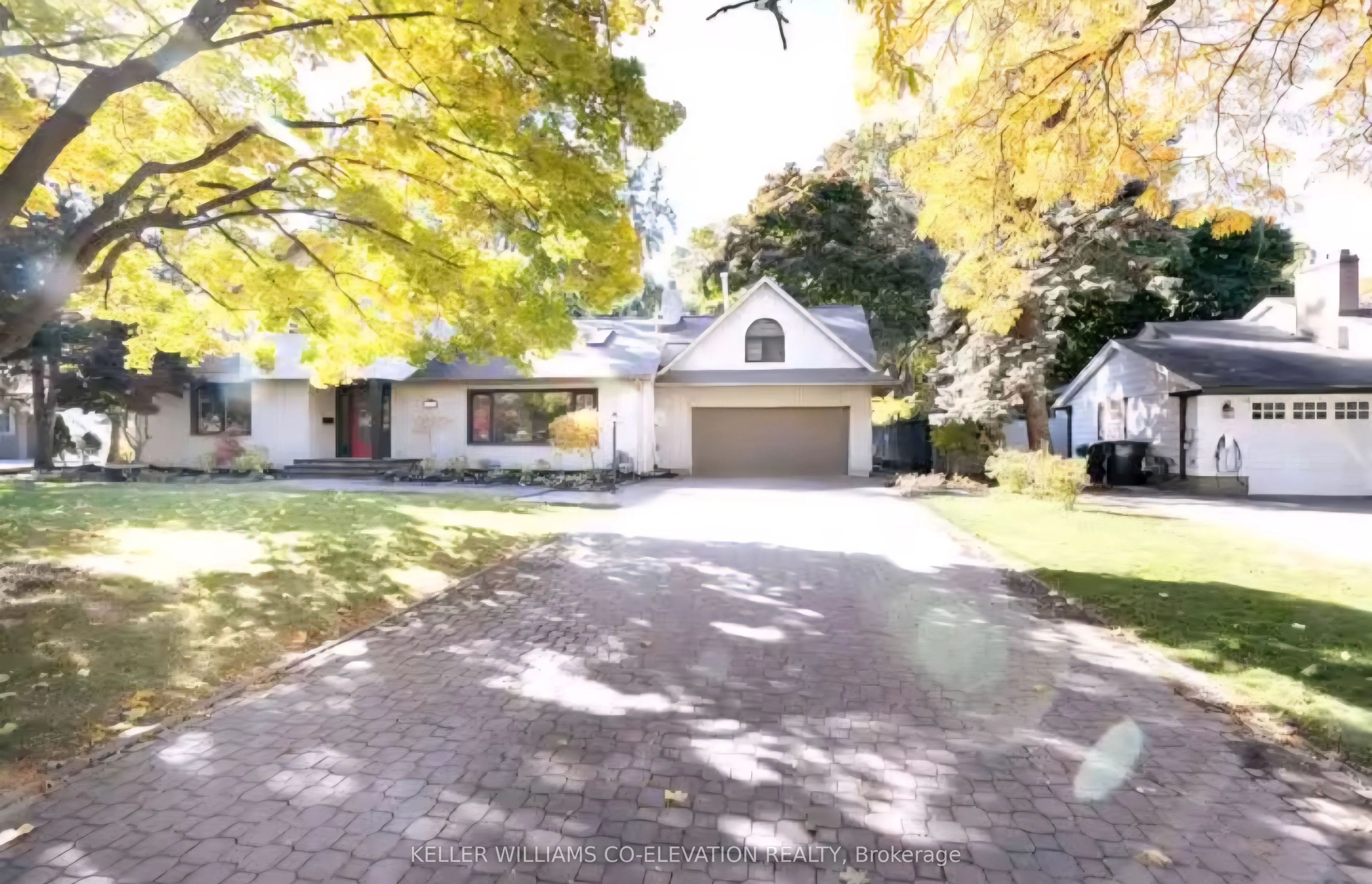 876 Parkland Avenue
