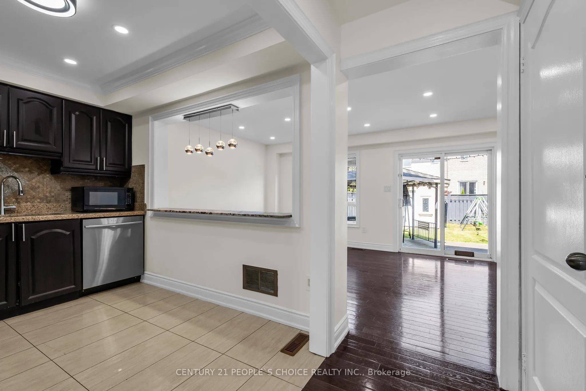 46 Studebaker Trail