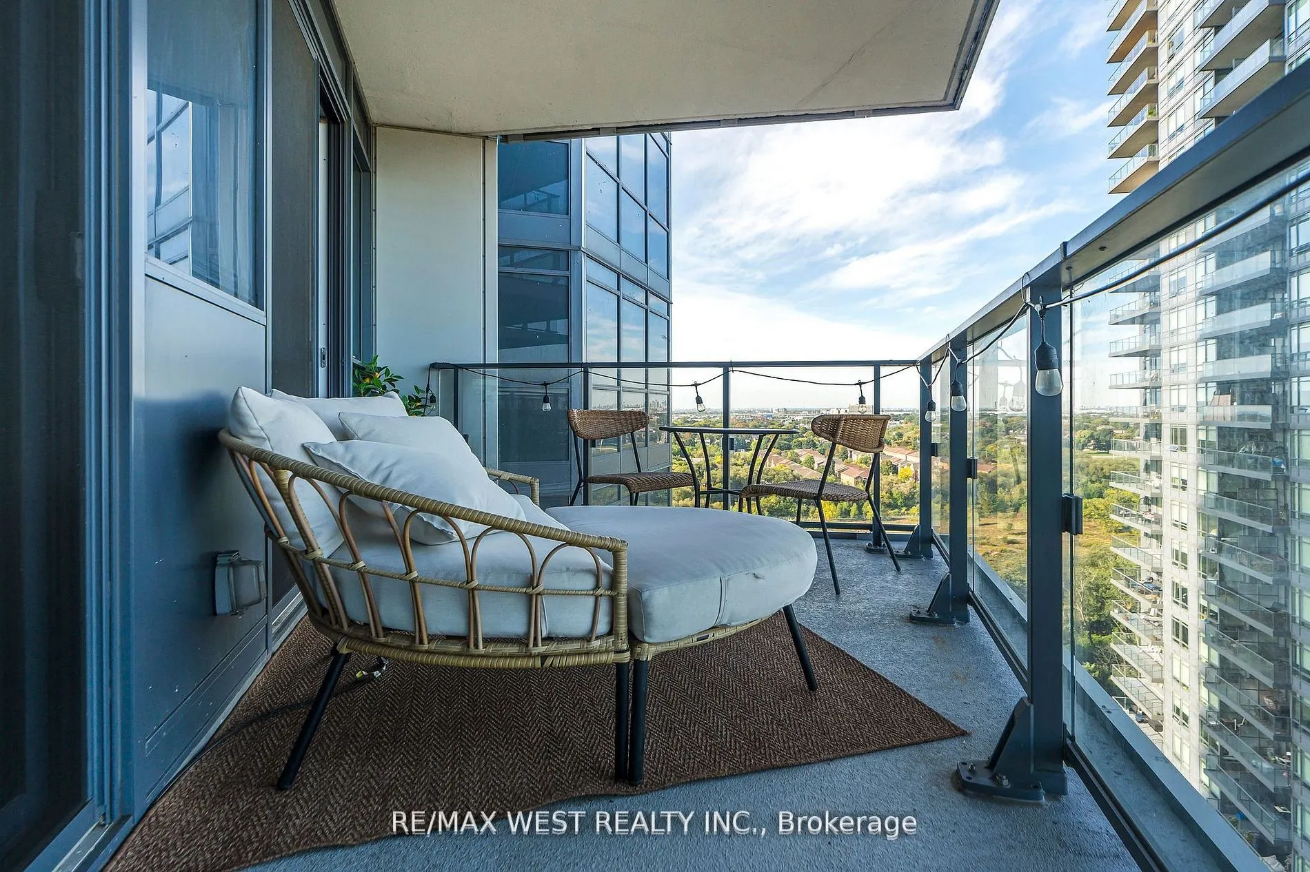 10 Park Lawn Road #1705