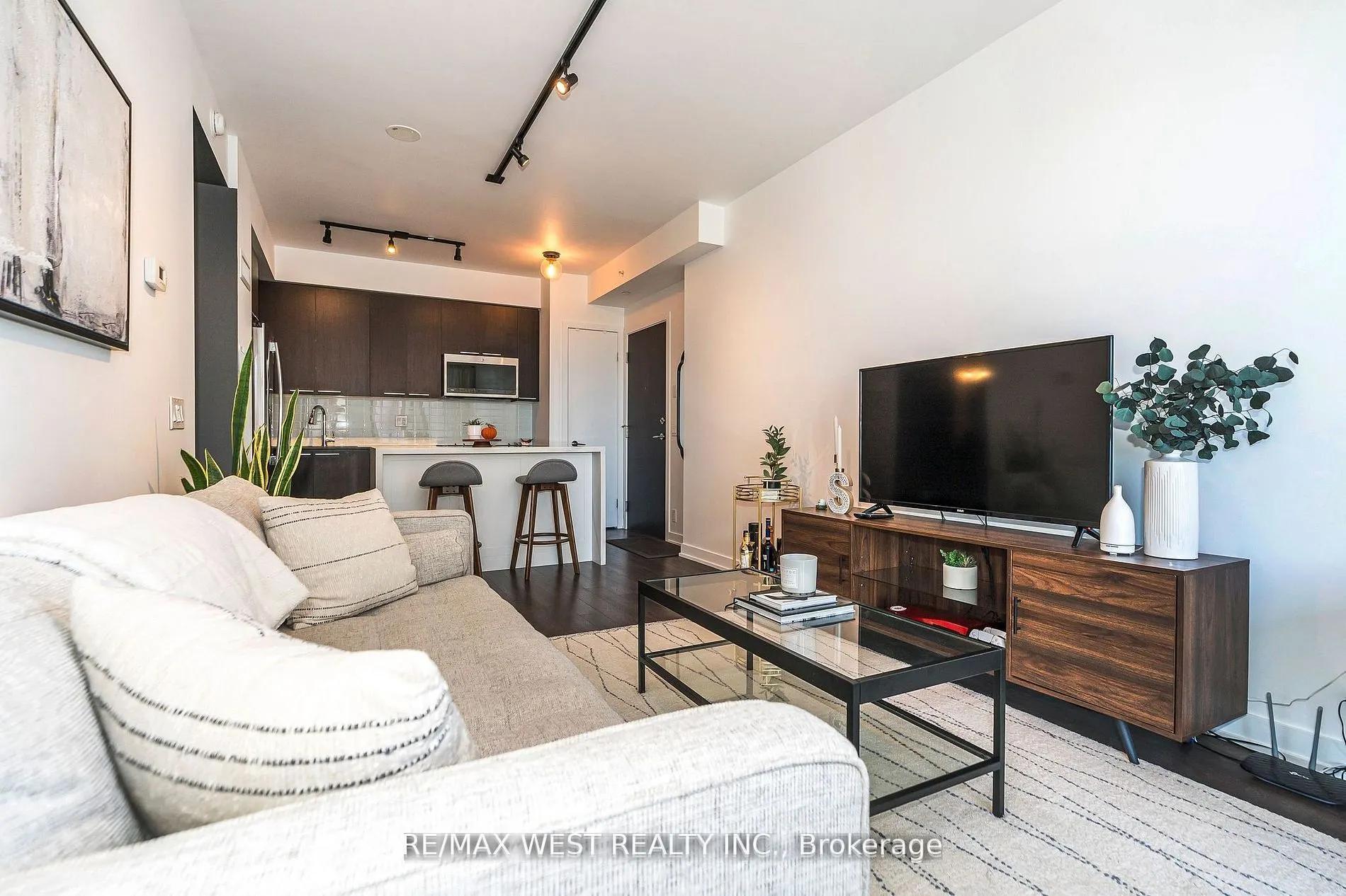 10 Park Lawn Road #1705