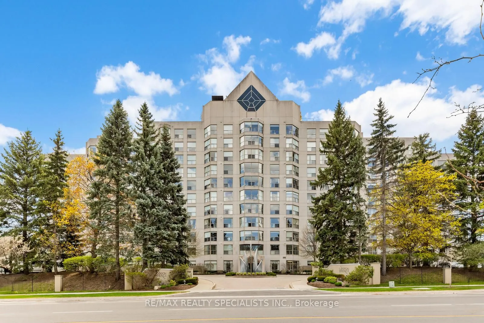 1700 The Collegeway, #506