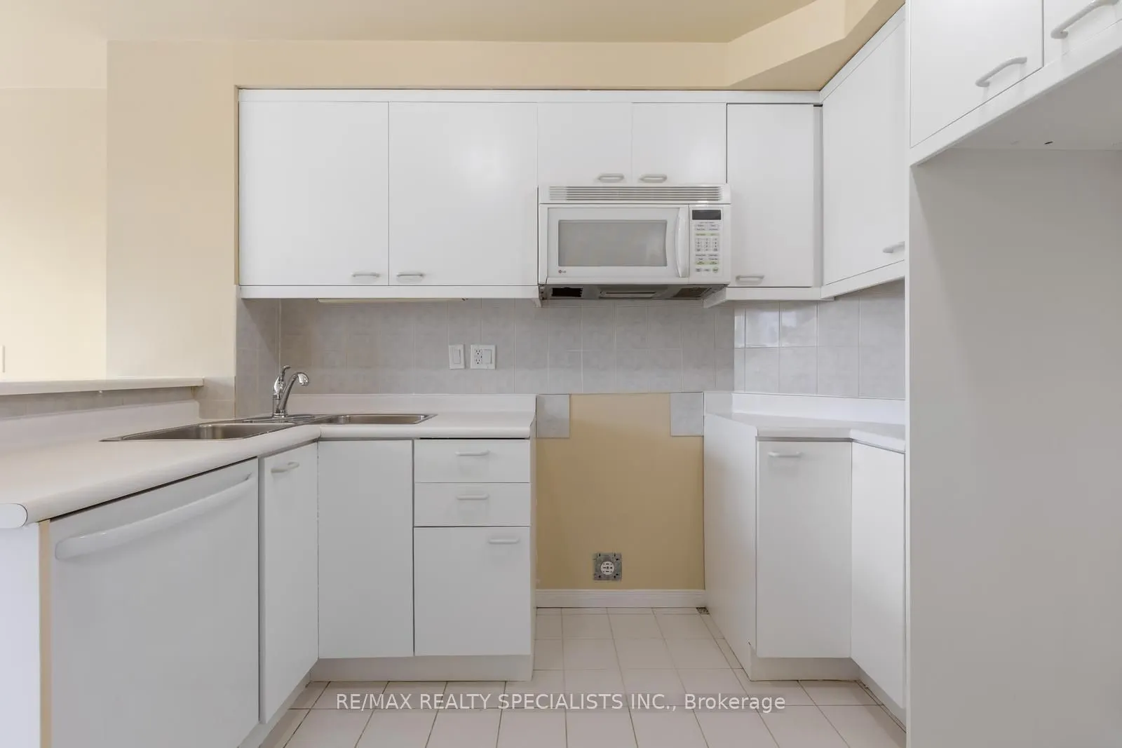 1700 The Collegeway, #506
