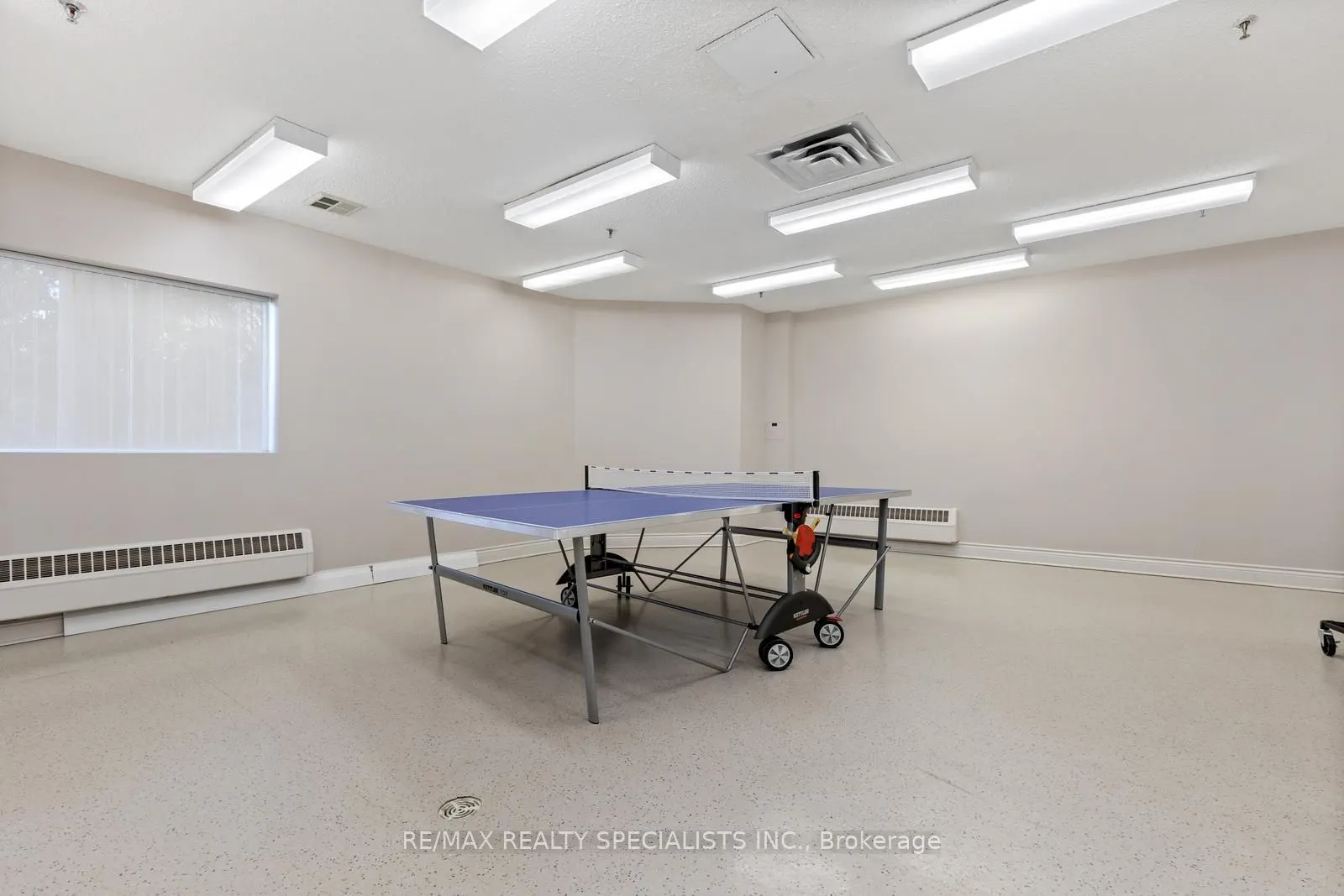 1800 The Collegeway, #204