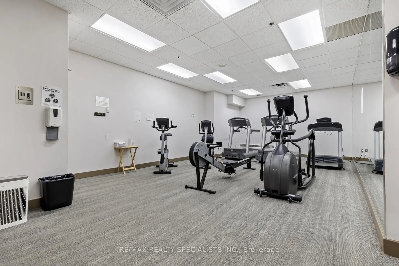 1800 The Collegeway, #204