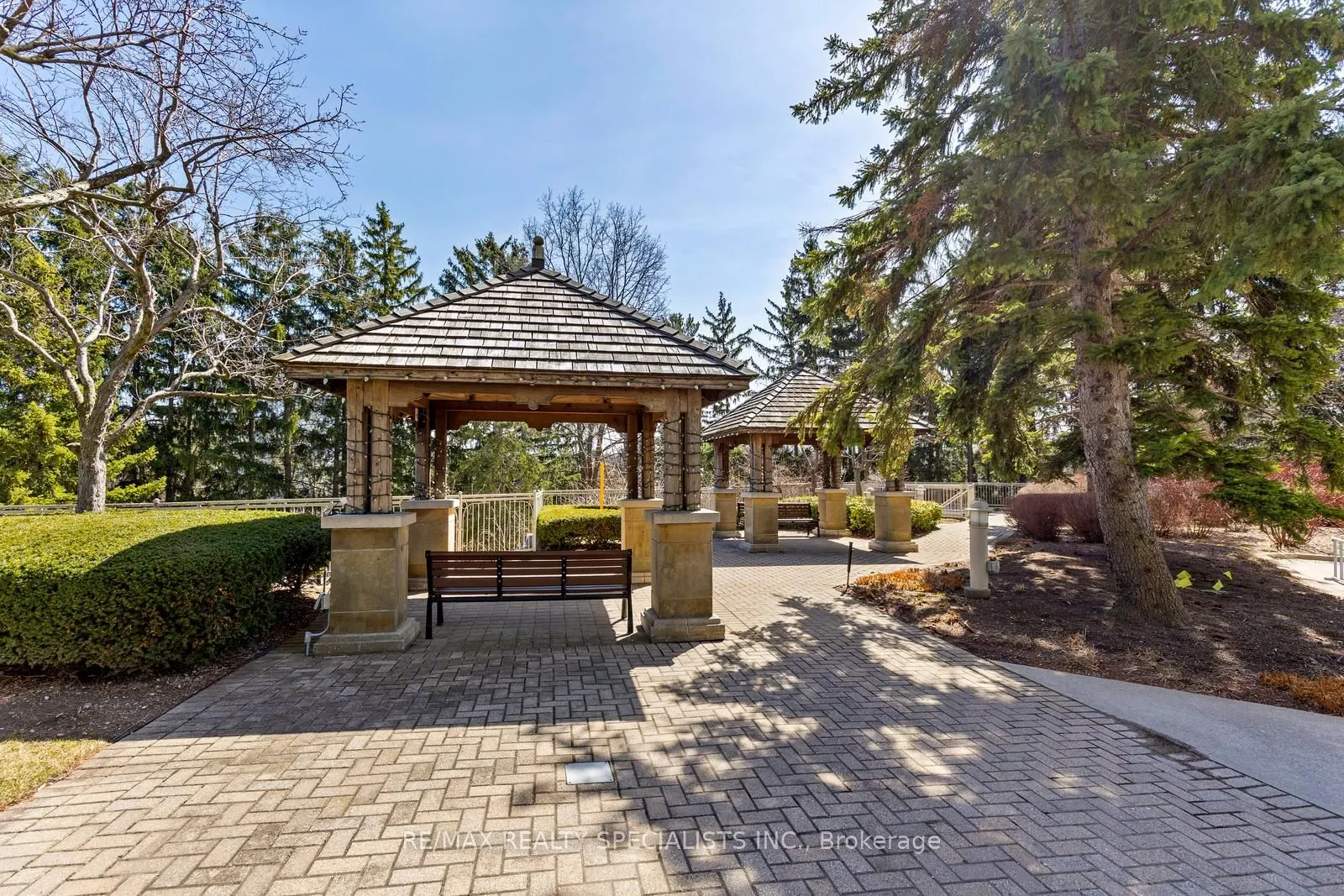 1800 The Collegeway, #204