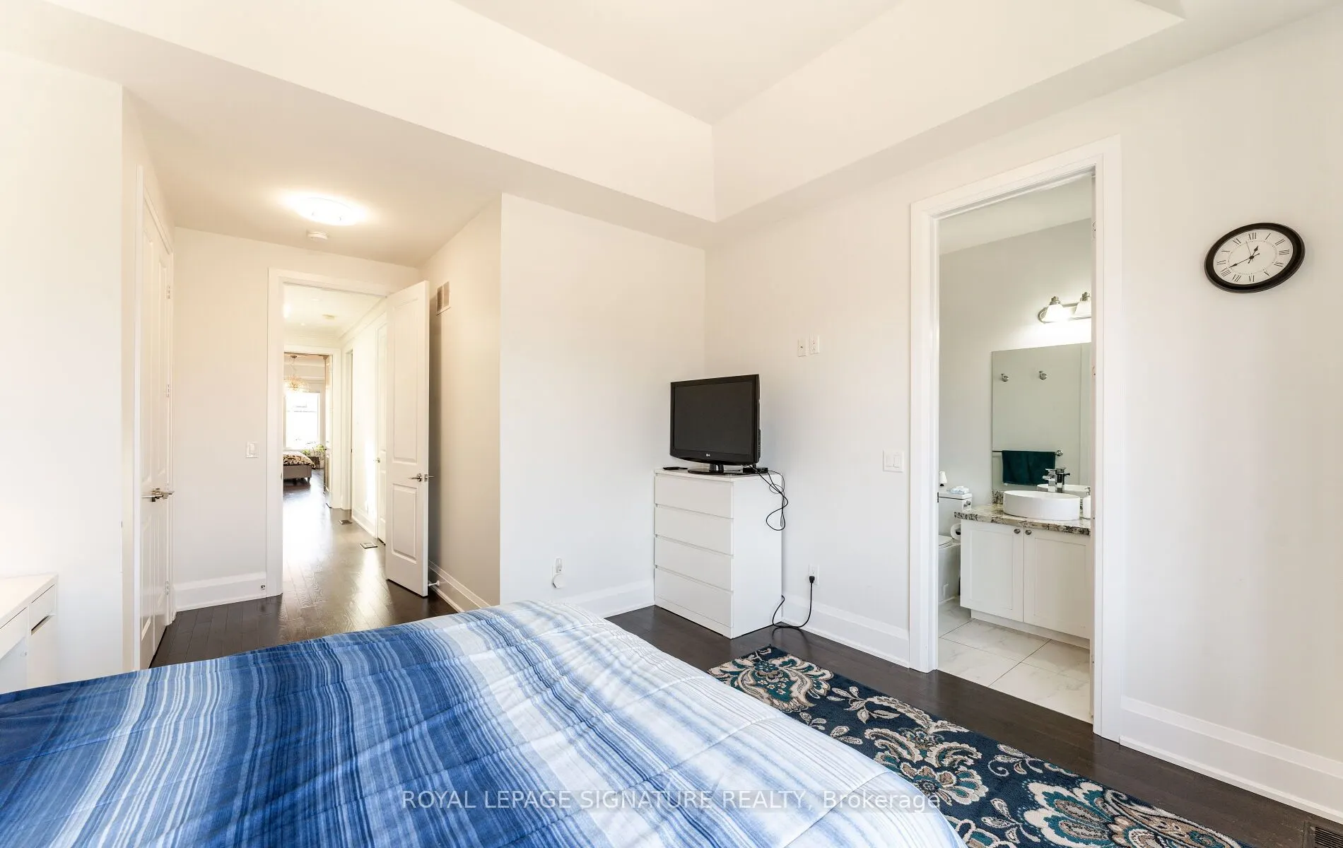 56 Twenty Sixth Street E