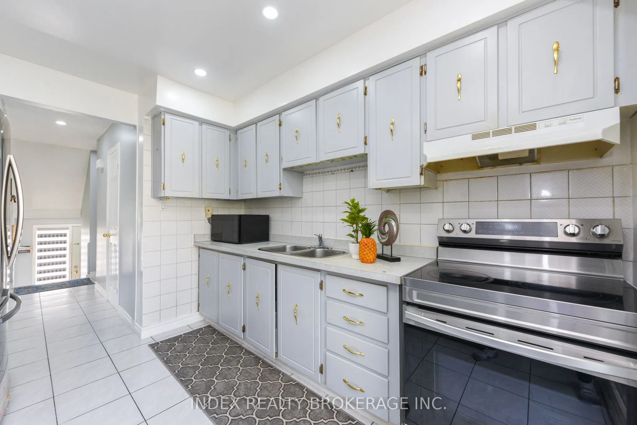 7475 Goreway Drive, #50
